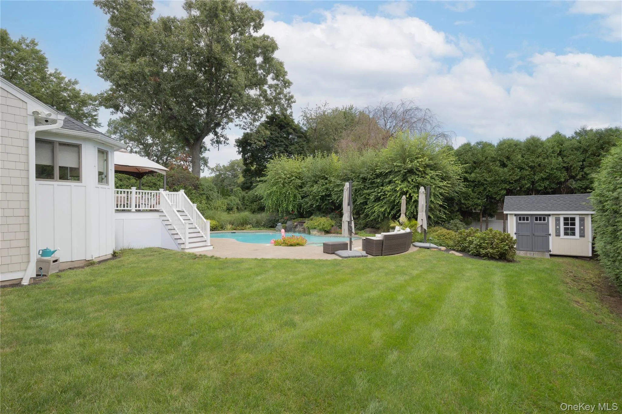 16 Lark Street, Orangetown, NY, 6 Bedrooms Bedrooms, 15 Rooms Rooms,3 BathroomsBathrooms,Residential,For Rent,Lark,0,1052513 16 Lark Street, Orangetown, NY, 6 Bedrooms Bedrooms, 15 Rooms Rooms,3 BathroomsBathrooms,Residential,For Rent,Lark,0,1052513
