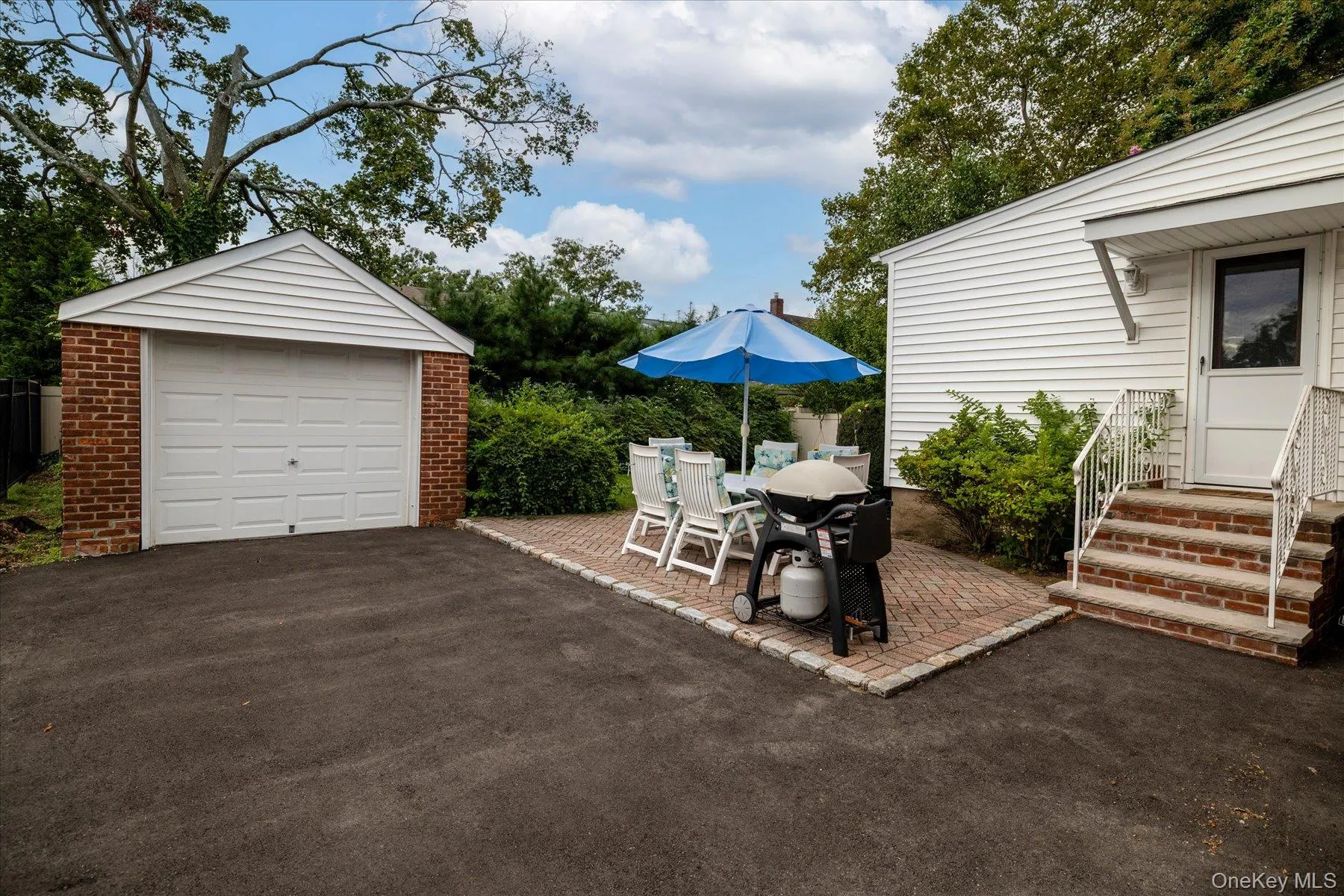 87 Woods Avenue, Hempstead, NY, 4 Bedrooms Bedrooms, 8 Rooms Rooms,2 BathroomsBathrooms,Residential,For Rent,Woods,0,1052514 87 Woods Avenue, Hempstead, NY, 4 Bedrooms Bedrooms, 8 Rooms Rooms,2 BathroomsBathrooms,Residential,For Rent,Woods,0,1052514