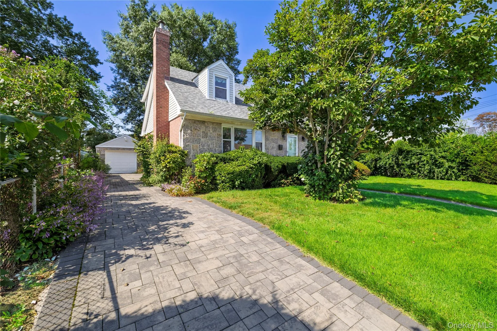 204 Pamlico Avenue, Hempstead, NY, 5 Bedrooms Bedrooms, 13 Rooms Rooms,2 BathroomsBathrooms,Residential,For Rent,Pamlico,0,1052516 204 Pamlico Avenue, Hempstead, NY, 5 Bedrooms Bedrooms, 13 Rooms Rooms,2 BathroomsBathrooms,Residential,For Rent,Pamlico,0,1052516