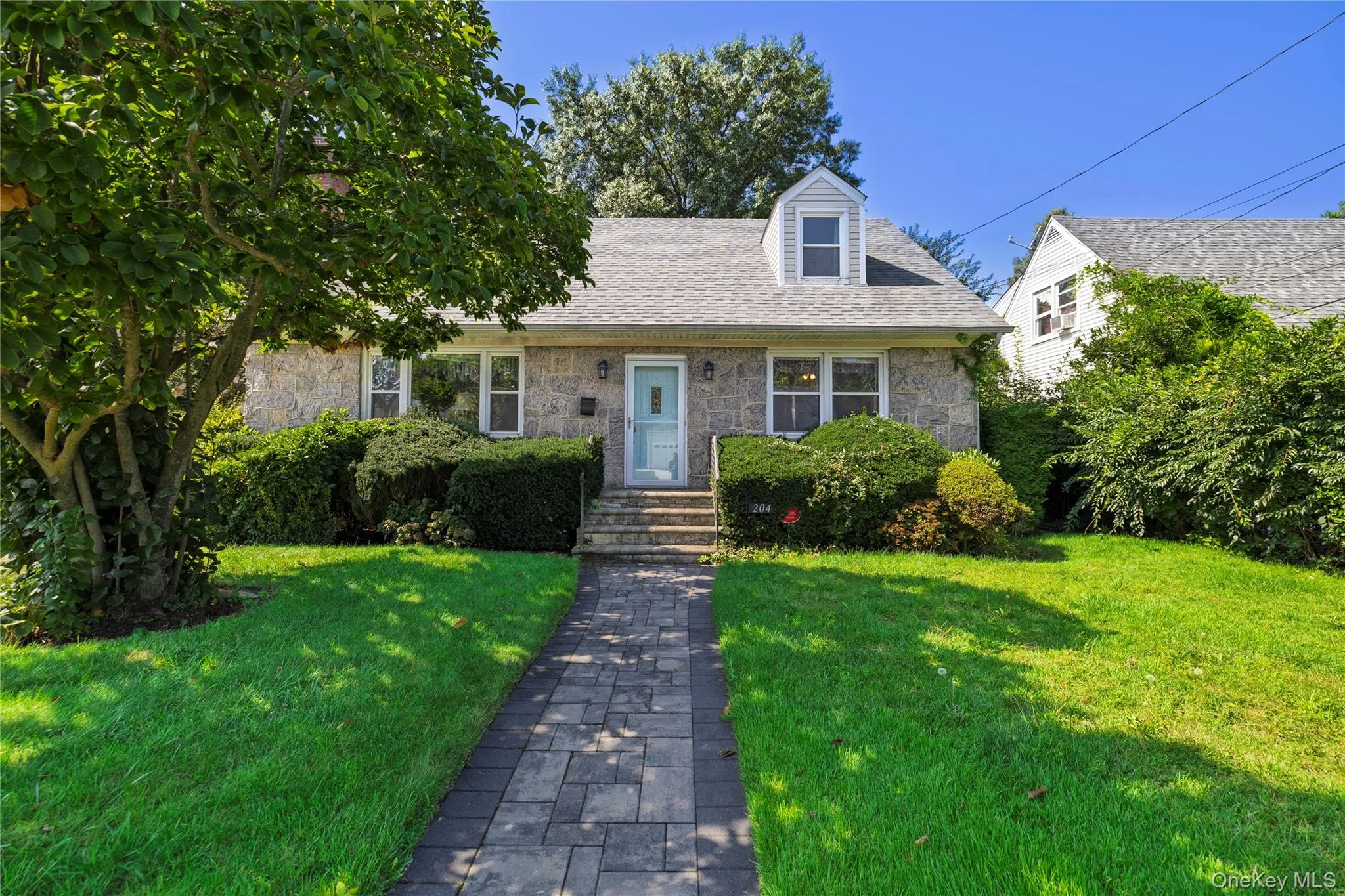 204 Pamlico Avenue, Hempstead, NY, 5 Bedrooms Bedrooms, 13 Rooms Rooms,2 BathroomsBathrooms,Residential,For Rent,Pamlico,0,1052516 204 Pamlico Avenue, Hempstead, NY, 5 Bedrooms Bedrooms, 13 Rooms Rooms,2 BathroomsBathrooms,Residential,For Rent,Pamlico,0,1052516