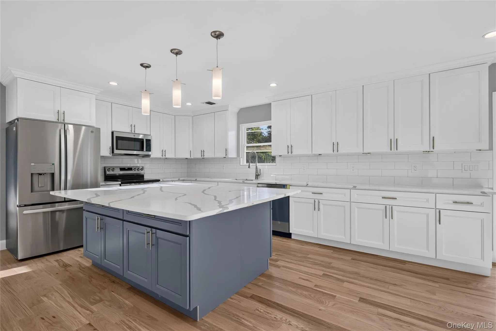 9 Oswego Place, West Babylon, NY, 5 Bedrooms Bedrooms, 9 Rooms Rooms,3 BathroomsBathrooms,Residential,For Rent,Oswego,0,1052518 9 Oswego Place, West Babylon, NY, 5 Bedrooms Bedrooms, 9 Rooms Rooms,3 BathroomsBathrooms,Residential,For Rent,Oswego,0,1052518