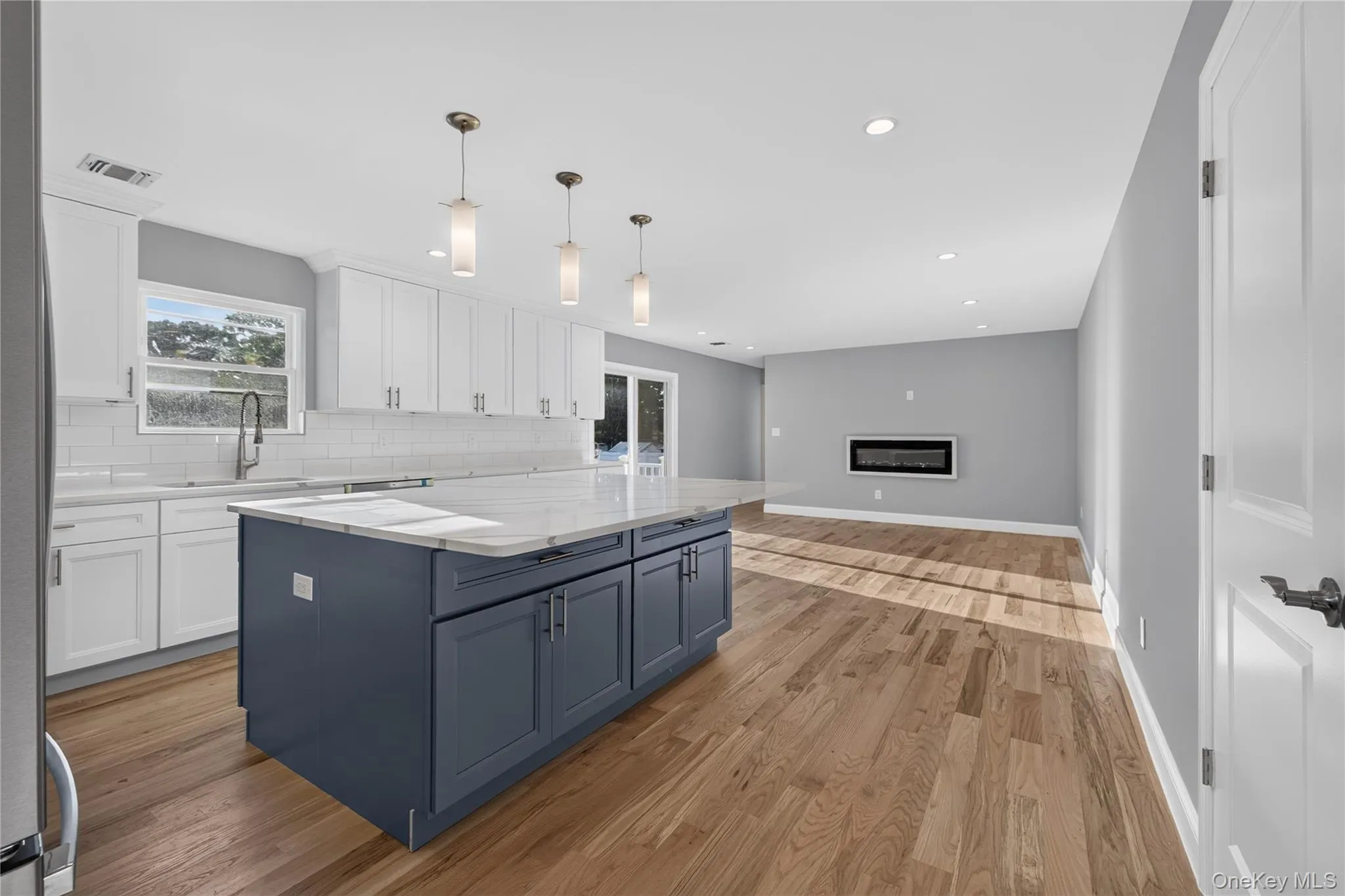 9 Oswego Place, West Babylon, NY, 5 Bedrooms Bedrooms, 9 Rooms Rooms,3 BathroomsBathrooms,Residential,For Rent,Oswego,0,1052518 9 Oswego Place, West Babylon, NY, 5 Bedrooms Bedrooms, 9 Rooms Rooms,3 BathroomsBathrooms,Residential,For Rent,Oswego,0,1052518