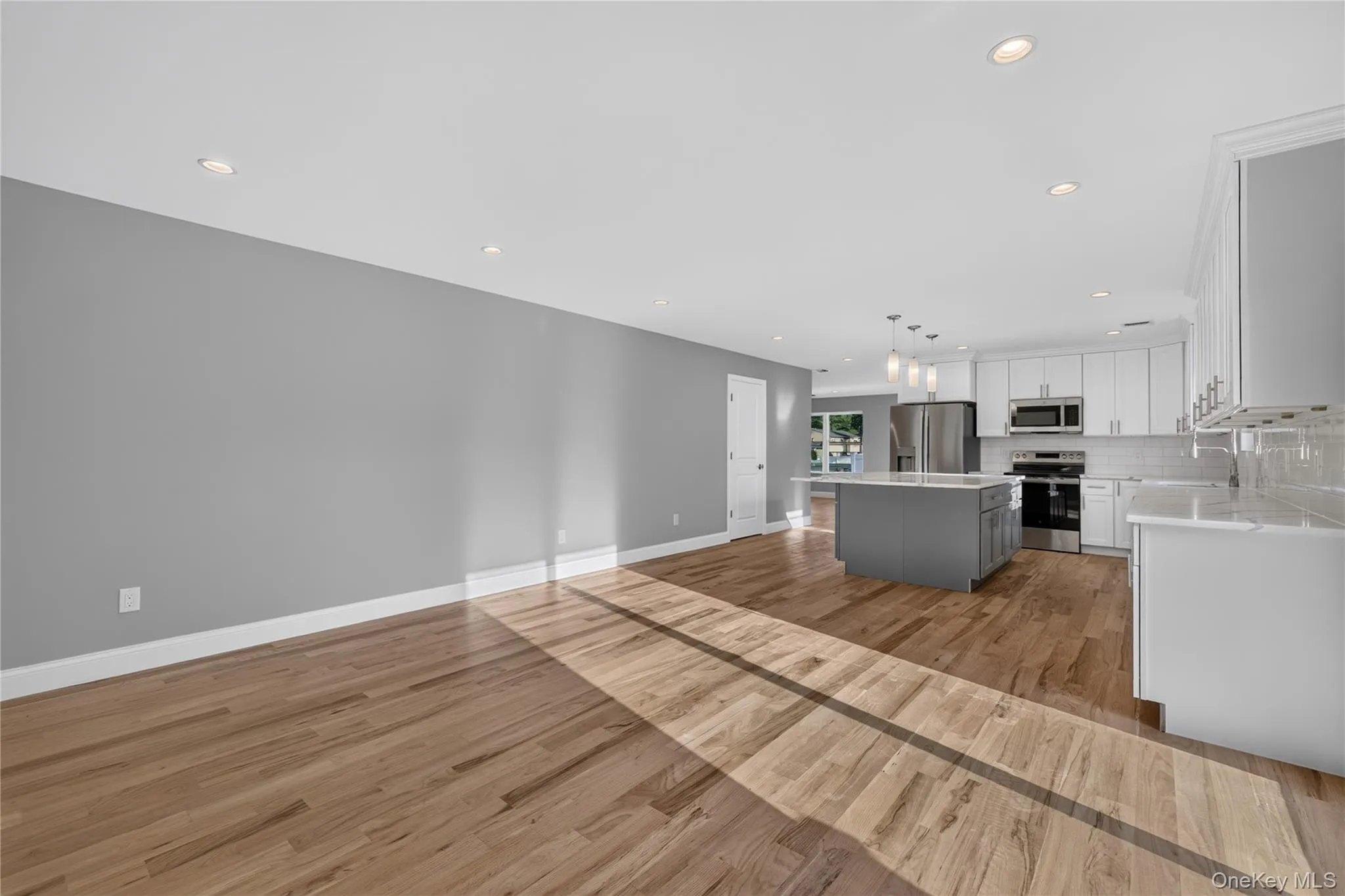 9 Oswego Place, West Babylon, NY, 5 Bedrooms Bedrooms, 9 Rooms Rooms,3 BathroomsBathrooms,Residential,For Rent,Oswego,0,1052518 9 Oswego Place, West Babylon, NY, 5 Bedrooms Bedrooms, 9 Rooms Rooms,3 BathroomsBathrooms,Residential,For Rent,Oswego,0,1052518
