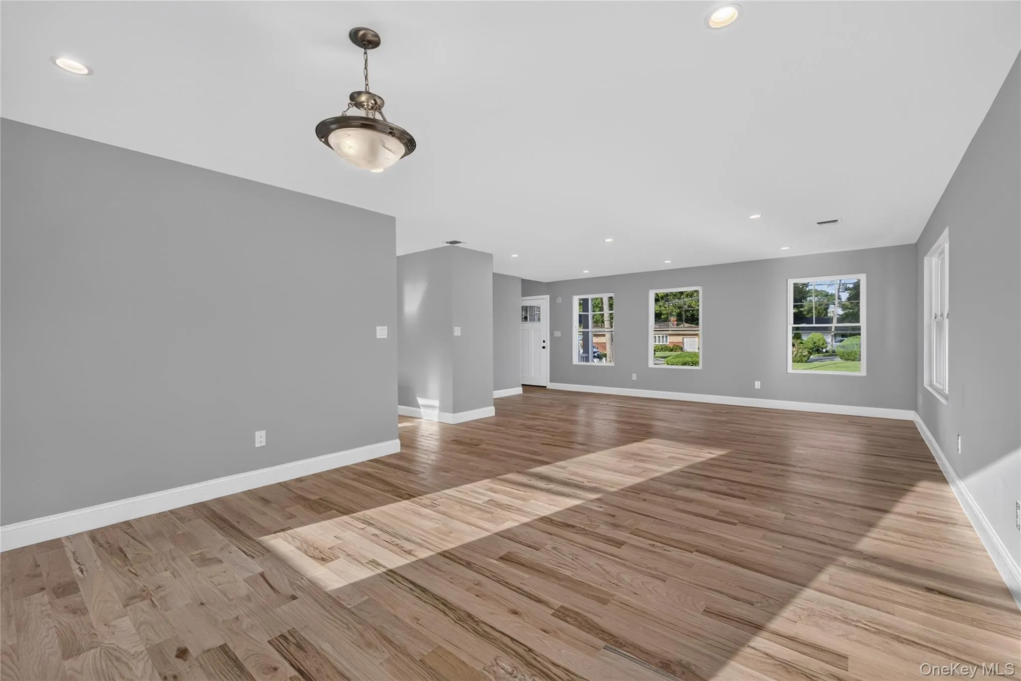 9 Oswego Place, West Babylon, NY, 5 Bedrooms Bedrooms, 9 Rooms Rooms,3 BathroomsBathrooms,Residential,For Rent,Oswego,0,1052518 9 Oswego Place, West Babylon, NY, 5 Bedrooms Bedrooms, 9 Rooms Rooms,3 BathroomsBathrooms,Residential,For Rent,Oswego,0,1052518