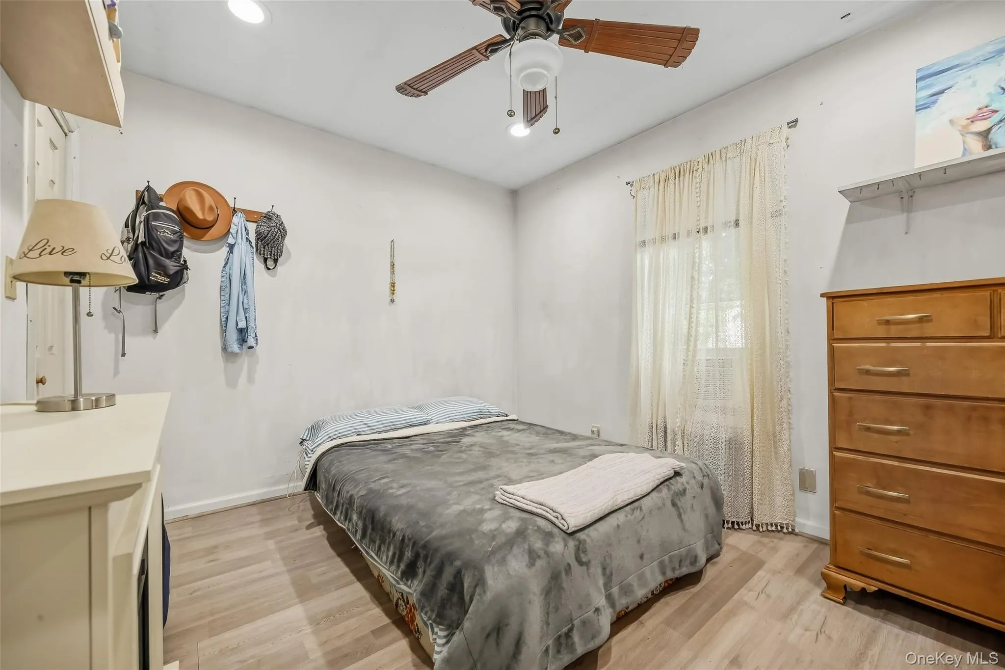 15 Elm Street, Warwick (town), NY, 3 Bedrooms Bedrooms, 6 Rooms Rooms,1 BathroomBathrooms,Residential,For Rent,Elm,0,1052521 15 Elm Street, Warwick (town), NY, 3 Bedrooms Bedrooms, 6 Rooms Rooms,1 BathroomBathrooms,Residential,For Rent,Elm,0,1052521
