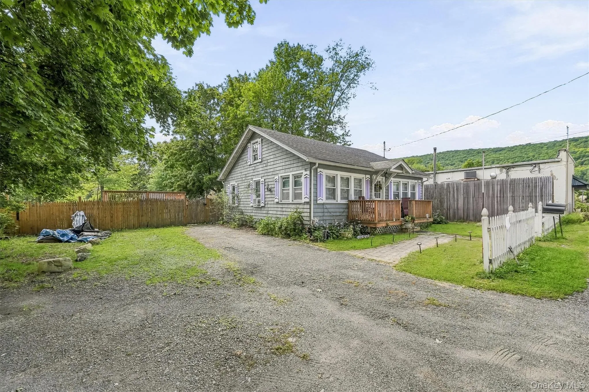 15 Elm Street, Warwick (town), NY, 3 Bedrooms Bedrooms, 6 Rooms Rooms,1 BathroomBathrooms,Residential,For Rent,Elm,0,1052521 15 Elm Street, Warwick (town), NY, 3 Bedrooms Bedrooms, 6 Rooms Rooms,1 BathroomBathrooms,Residential,For Rent,Elm,0,1052521