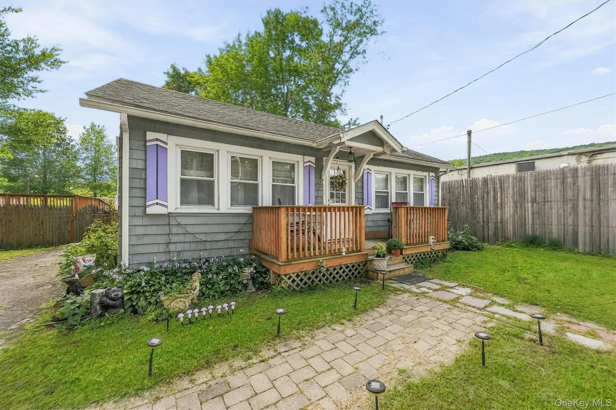 15 Elm Street, Warwick (town), NY, 3 Bedrooms Bedrooms, 6 Rooms Rooms,1 BathroomBathrooms,Residential,For Rent,Elm,0,1052521 15 Elm Street, Warwick (town), NY, 3 Bedrooms Bedrooms, 6 Rooms Rooms,1 BathroomBathrooms,Residential,For Rent,Elm,0,1052521