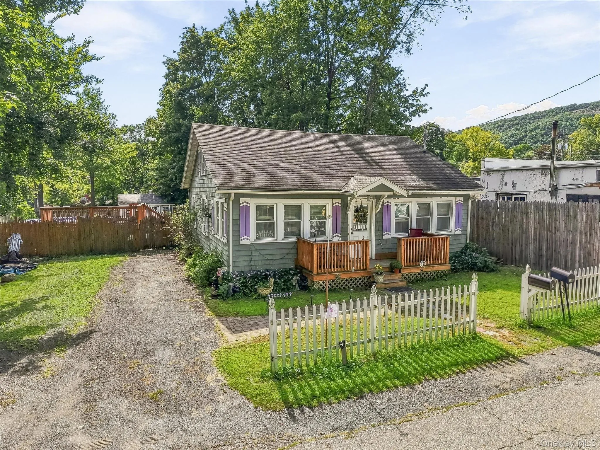 15 Elm Street, Warwick (town), NY, 3 Bedrooms Bedrooms, 6 Rooms Rooms,1 BathroomBathrooms,Residential,For Rent,Elm,0,1052521 15 Elm Street, Warwick (town), NY, 3 Bedrooms Bedrooms, 6 Rooms Rooms,1 BathroomBathrooms,Residential,For Rent,Elm,0,1052521