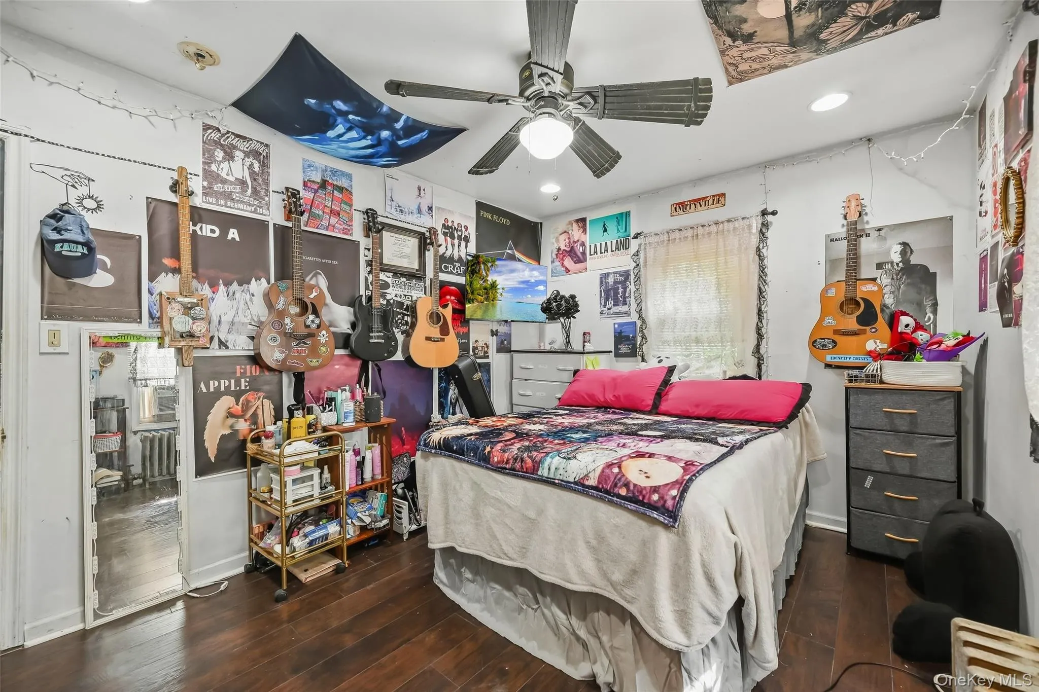 15 Elm Street, Warwick (town), NY, 3 Bedrooms Bedrooms, 6 Rooms Rooms,1 BathroomBathrooms,Residential,For Rent,Elm,0,1052521 15 Elm Street, Warwick (town), NY, 3 Bedrooms Bedrooms, 6 Rooms Rooms,1 BathroomBathrooms,Residential,For Rent,Elm,0,1052521