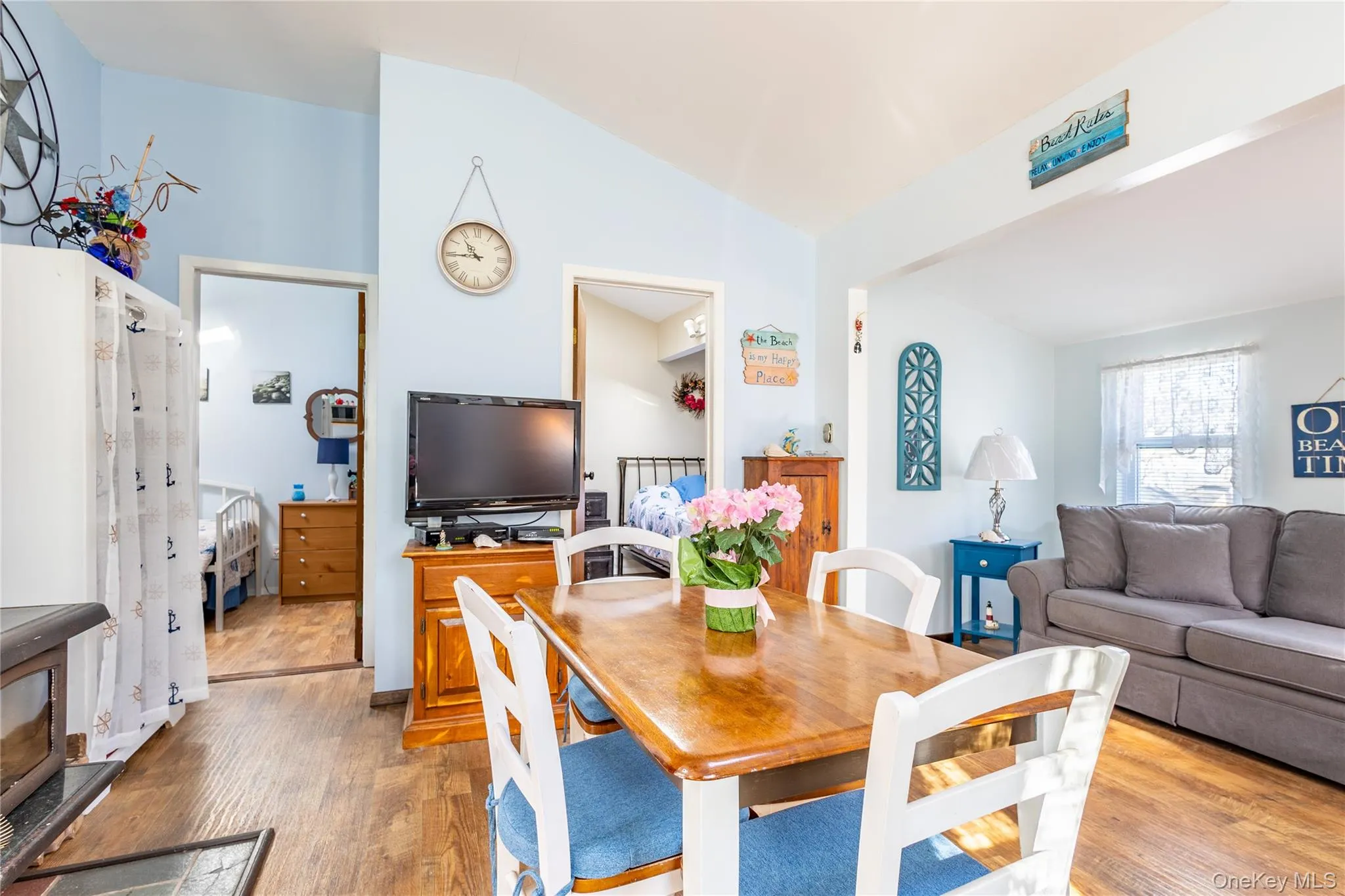 5 Surfway, Riverhead, NY, 4 Bedrooms Bedrooms, 8 Rooms Rooms,2 BathroomsBathrooms,Residential,For Rent,Surfway,0,1052527 5 Surfway, Riverhead, NY, 4 Bedrooms Bedrooms, 8 Rooms Rooms,2 BathroomsBathrooms,Residential,For Rent,Surfway,0,1052527