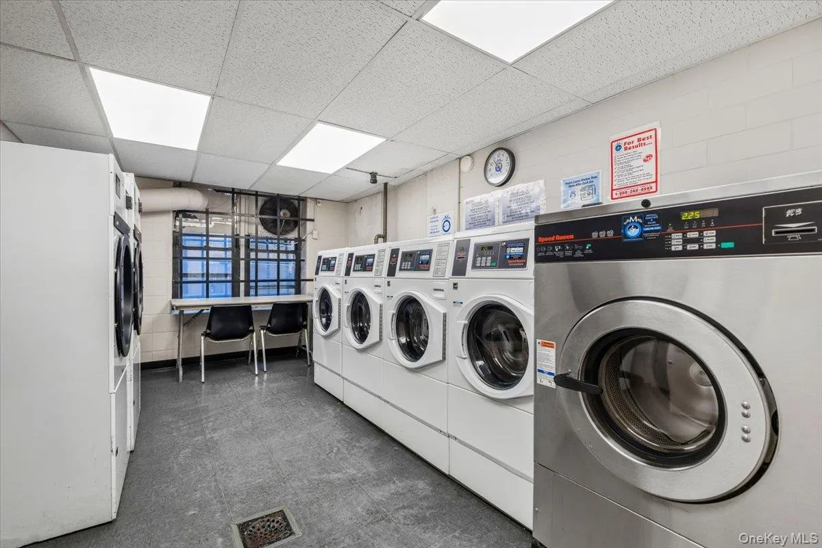 16 Broadway, White Plains, NY, 1 Bedroom Bedrooms, 4 Rooms Rooms,1 BathroomBathrooms,Residential,For Rent,Broadway,0,1052528 16 Broadway, White Plains, NY, 1 Bedroom Bedrooms, 4 Rooms Rooms,1 BathroomBathrooms,Residential,For Rent,Broadway,0,1052528