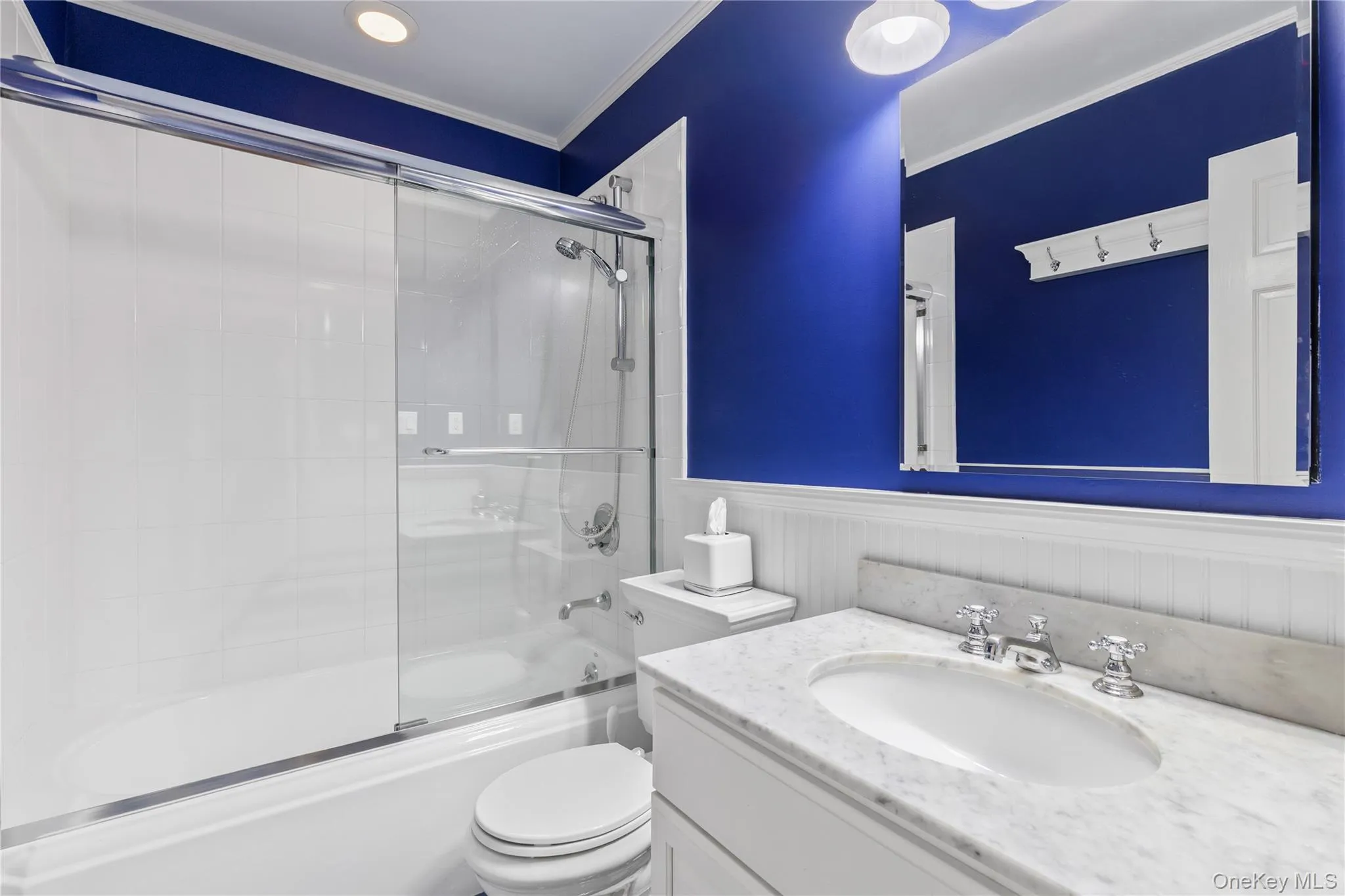 Full Updated Bathroom Full Updated Bathroom