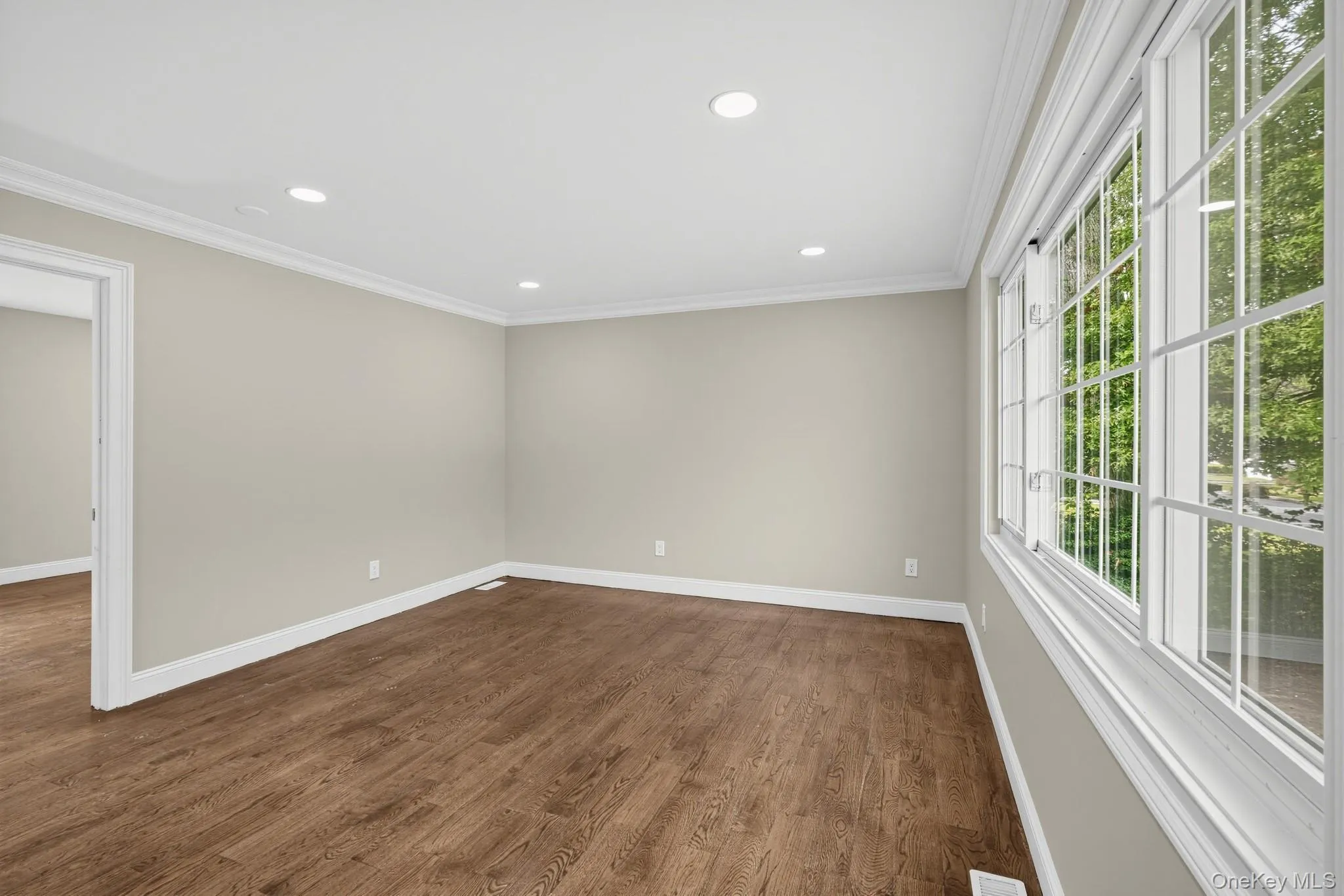 355 Forest Lane, Smithtown, NY, 4 Bedrooms Bedrooms, 7 Rooms Rooms,2 BathroomsBathrooms,Residential,For Rent,Forest,0,1052534 355 Forest Lane, Smithtown, NY, 4 Bedrooms Bedrooms, 7 Rooms Rooms,2 BathroomsBathrooms,Residential,For Rent,Forest,0,1052534