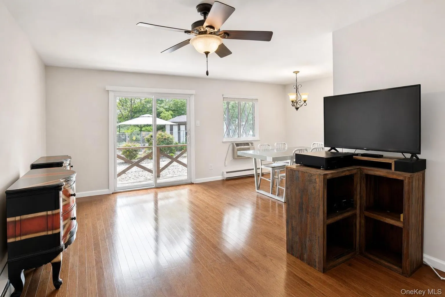 129 Main Street, Cornwall, NY, 2 Bedrooms Bedrooms, 5 Rooms Rooms,2 BathroomsBathrooms,Residential,For Rent,Main,0,1052537 129 Main Street, Cornwall, NY, 2 Bedrooms Bedrooms, 5 Rooms Rooms,2 BathroomsBathrooms,Residential,For Rent,Main,0,1052537