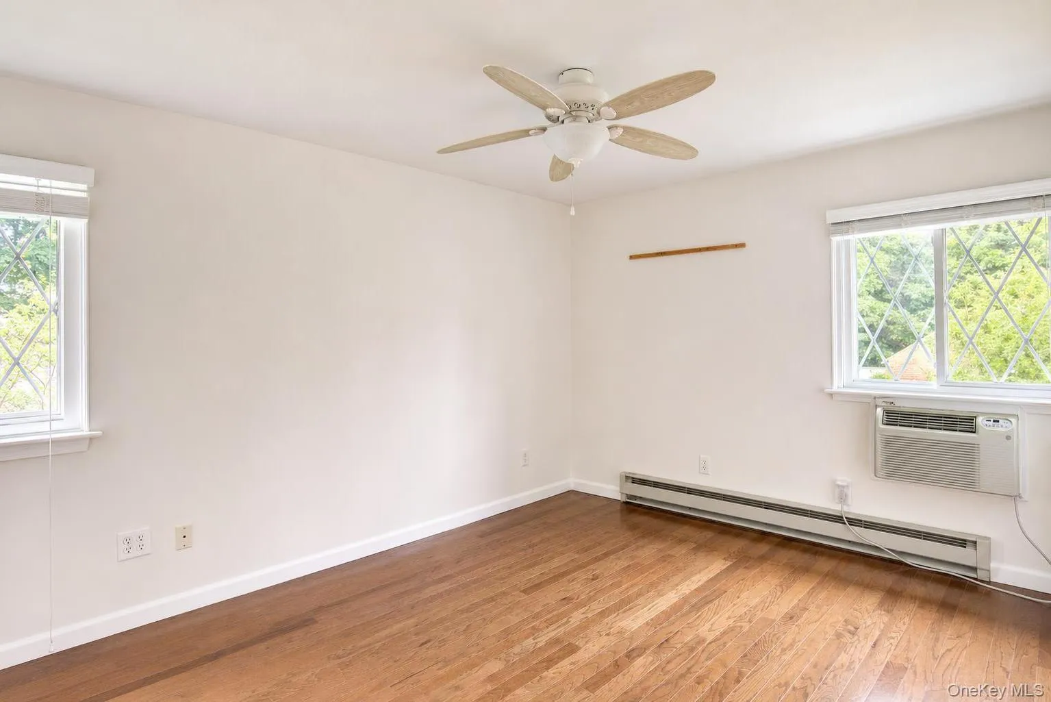 129 Main Street, Cornwall, NY, 2 Bedrooms Bedrooms, 5 Rooms Rooms,2 BathroomsBathrooms,Residential,For Rent,Main,0,1052537 129 Main Street, Cornwall, NY, 2 Bedrooms Bedrooms, 5 Rooms Rooms,2 BathroomsBathrooms,Residential,For Rent,Main,0,1052537