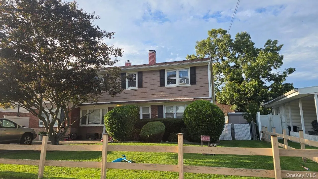 81 Baltimore Avenue, Oyster Bay, NY, 5 Bedrooms Bedrooms, 11 Rooms Rooms,2 BathroomsBathrooms,Residential,For Rent,Baltimore,0,1052540 81 Baltimore Avenue, Oyster Bay, NY, 5 Bedrooms Bedrooms, 11 Rooms Rooms,2 BathroomsBathrooms,Residential,For Rent,Baltimore,0,1052540