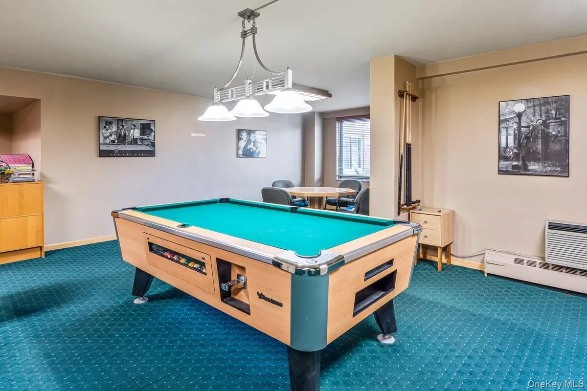 220-55 46th Avenue, New York, NY, 1 Bedroom Bedrooms, 3 Rooms Rooms,1 BathroomBathrooms,Residential,For Rent,46th,0,1052542 220-55 46th Avenue, New York, NY, 1 Bedroom Bedrooms, 3 Rooms Rooms,1 BathroomBathrooms,Residential,For Rent,46th,0,1052542