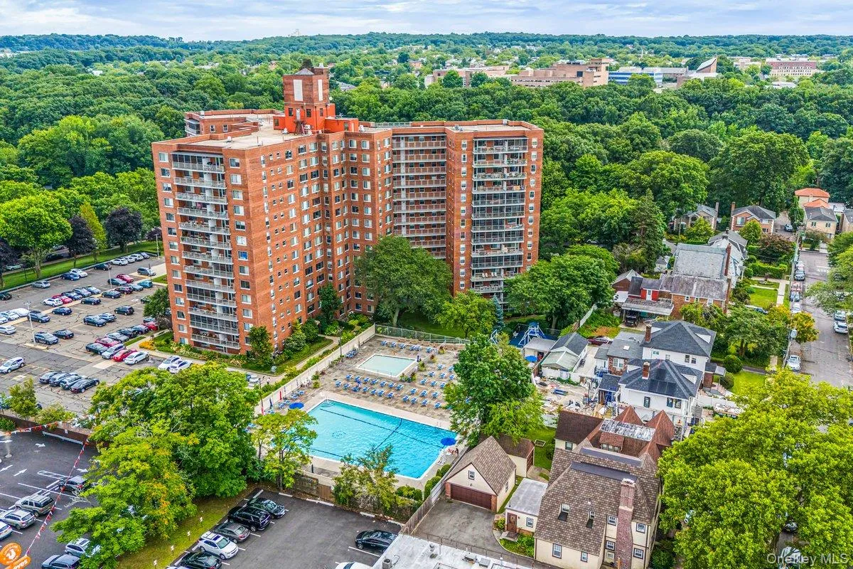 220-55 46th Avenue, New York, NY, 1 Bedroom Bedrooms, 3 Rooms Rooms,1 BathroomBathrooms,Residential,For Rent,46th,0,1052542 220-55 46th Avenue, New York, NY, 1 Bedroom Bedrooms, 3 Rooms Rooms,1 BathroomBathrooms,Residential,For Rent,46th,0,1052542