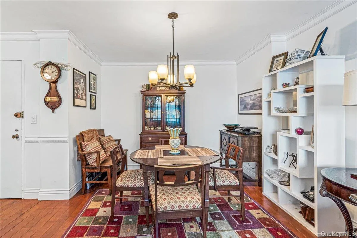 220-55 46th Avenue, New York, NY, 1 Bedroom Bedrooms, 3 Rooms Rooms,1 BathroomBathrooms,Residential,For Rent,46th,0,1052542 220-55 46th Avenue, New York, NY, 1 Bedroom Bedrooms, 3 Rooms Rooms,1 BathroomBathrooms,Residential,For Rent,46th,0,1052542