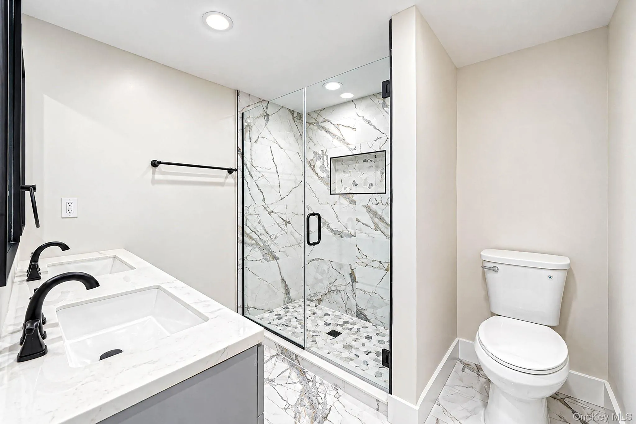 128 Crooked Hill Road, Huntington, NY, 4 Bedrooms Bedrooms, 8 Rooms Rooms,4 BathroomsBathrooms,Residential,For Rent,Crooked Hill,0,1052550 128 Crooked Hill Road, Huntington, NY, 4 Bedrooms Bedrooms, 8 Rooms Rooms,4 BathroomsBathrooms,Residential,For Rent,Crooked Hill,0,1052550