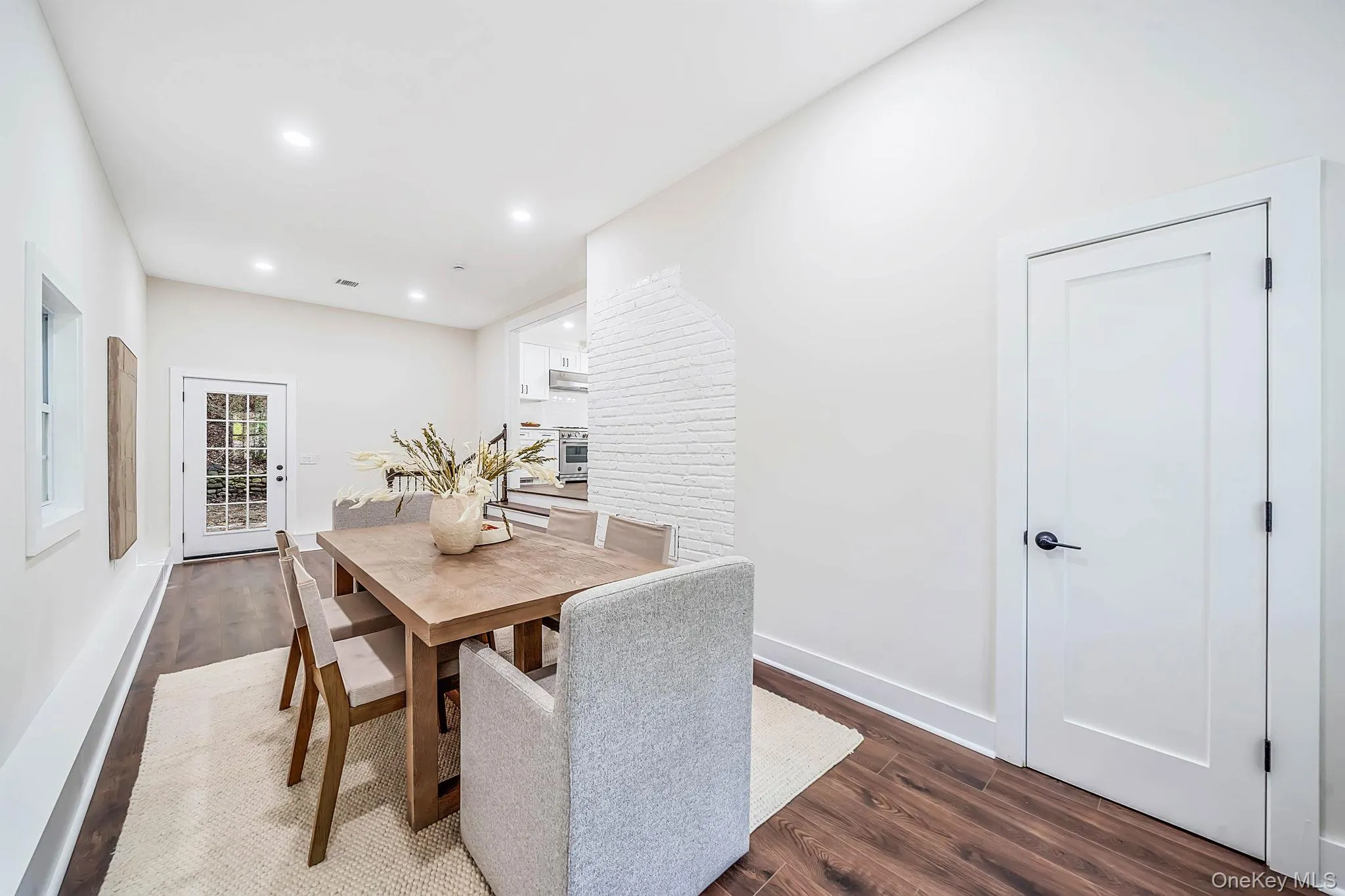 128 Crooked Hill Road, Huntington, NY, 4 Bedrooms Bedrooms, 8 Rooms Rooms,4 BathroomsBathrooms,Residential,For Rent,Crooked Hill,0,1052550 128 Crooked Hill Road, Huntington, NY, 4 Bedrooms Bedrooms, 8 Rooms Rooms,4 BathroomsBathrooms,Residential,For Rent,Crooked Hill,0,1052550