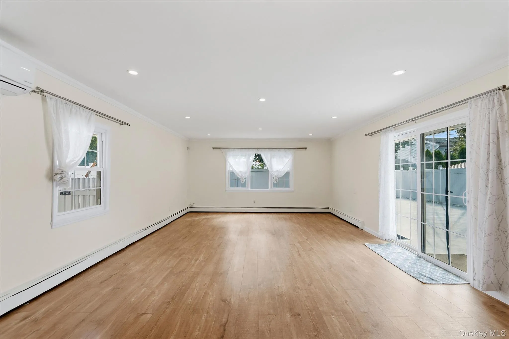 79 Albatross Road, Hempstead, NY, 3 Bedrooms Bedrooms, 7 Rooms Rooms,2 BathroomsBathrooms,Residential,For Rent,Albatross,0,1052557 79 Albatross Road, Hempstead, NY, 3 Bedrooms Bedrooms, 7 Rooms Rooms,2 BathroomsBathrooms,Residential,For Rent,Albatross,0,1052557