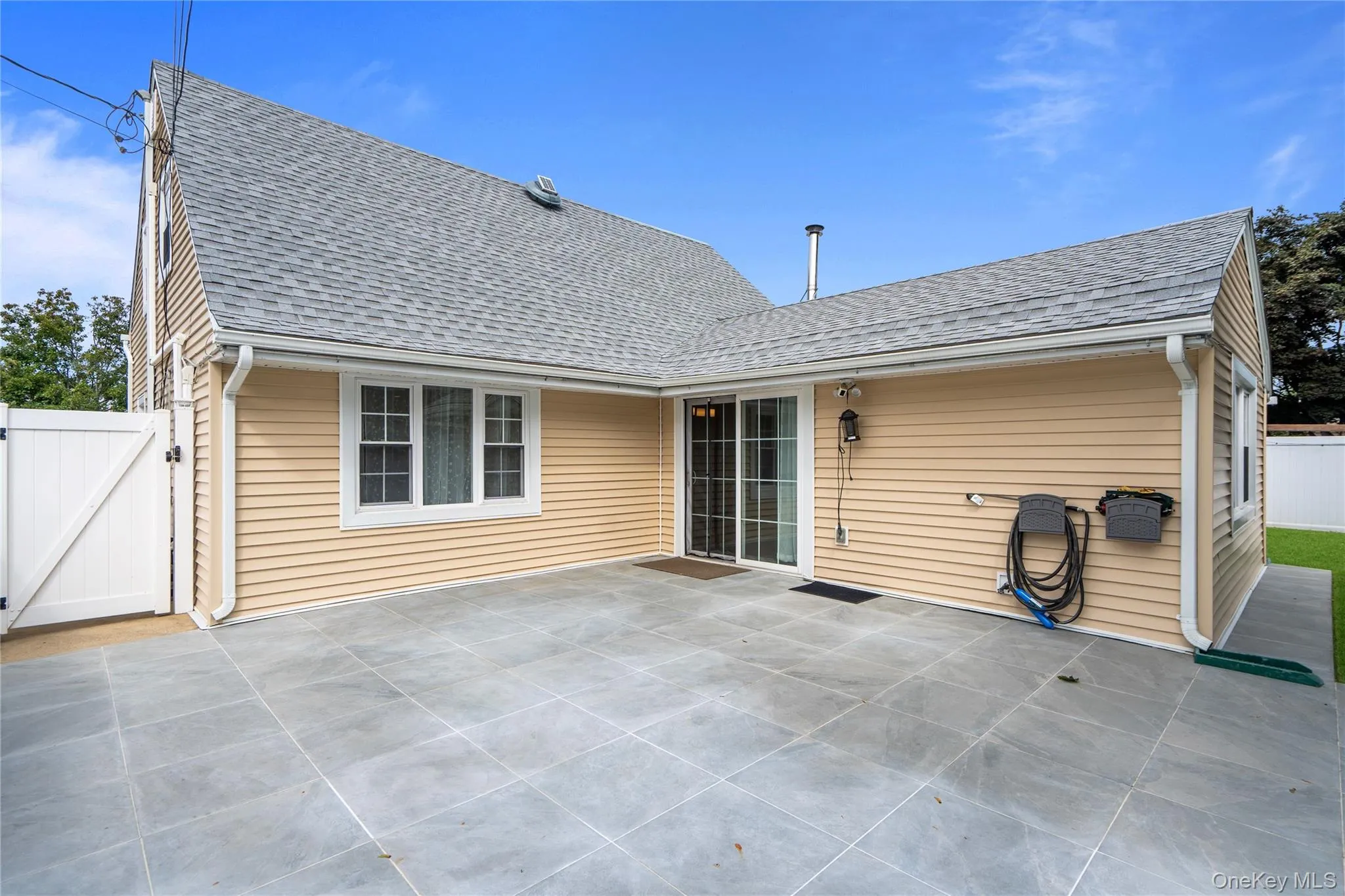 79 Albatross Road, Hempstead, NY, 3 Bedrooms Bedrooms, 7 Rooms Rooms,2 BathroomsBathrooms,Residential,For Rent,Albatross,0,1052557 79 Albatross Road, Hempstead, NY, 3 Bedrooms Bedrooms, 7 Rooms Rooms,2 BathroomsBathrooms,Residential,For Rent,Albatross,0,1052557
