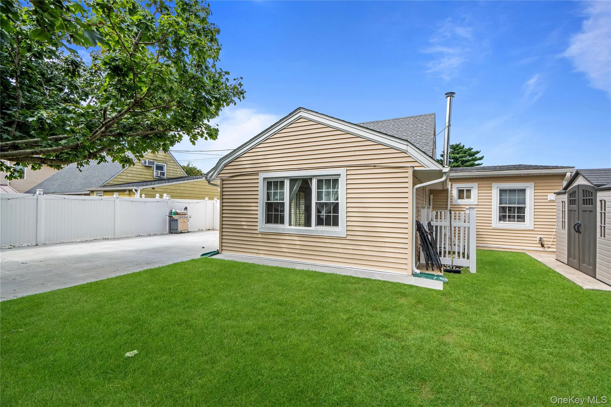 79 Albatross Road, Hempstead, NY, 3 Bedrooms Bedrooms, 7 Rooms Rooms,2 BathroomsBathrooms,Residential,For Rent,Albatross,0,1052557 79 Albatross Road, Hempstead, NY, 3 Bedrooms Bedrooms, 7 Rooms Rooms,2 BathroomsBathrooms,Residential,For Rent,Albatross,0,1052557