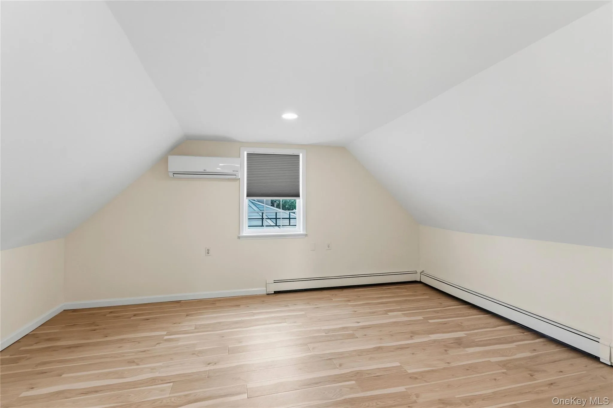 79 Albatross Road, Hempstead, NY, 3 Bedrooms Bedrooms, 7 Rooms Rooms,2 BathroomsBathrooms,Residential,For Rent,Albatross,0,1052557 79 Albatross Road, Hempstead, NY, 3 Bedrooms Bedrooms, 7 Rooms Rooms,2 BathroomsBathrooms,Residential,For Rent,Albatross,0,1052557