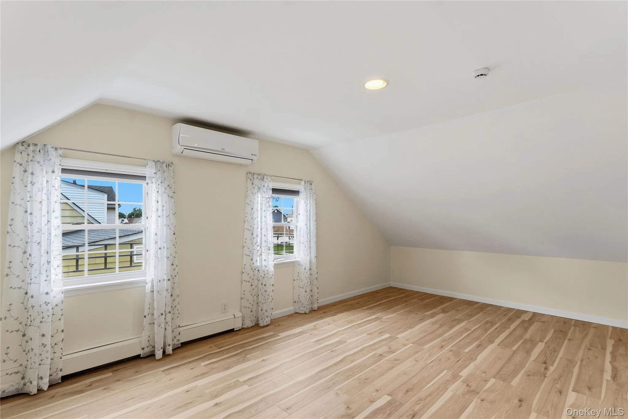 79 Albatross Road, Hempstead, NY, 3 Bedrooms Bedrooms, 7 Rooms Rooms,2 BathroomsBathrooms,Residential,For Rent,Albatross,0,1052557 79 Albatross Road, Hempstead, NY, 3 Bedrooms Bedrooms, 7 Rooms Rooms,2 BathroomsBathrooms,Residential,For Rent,Albatross,0,1052557
