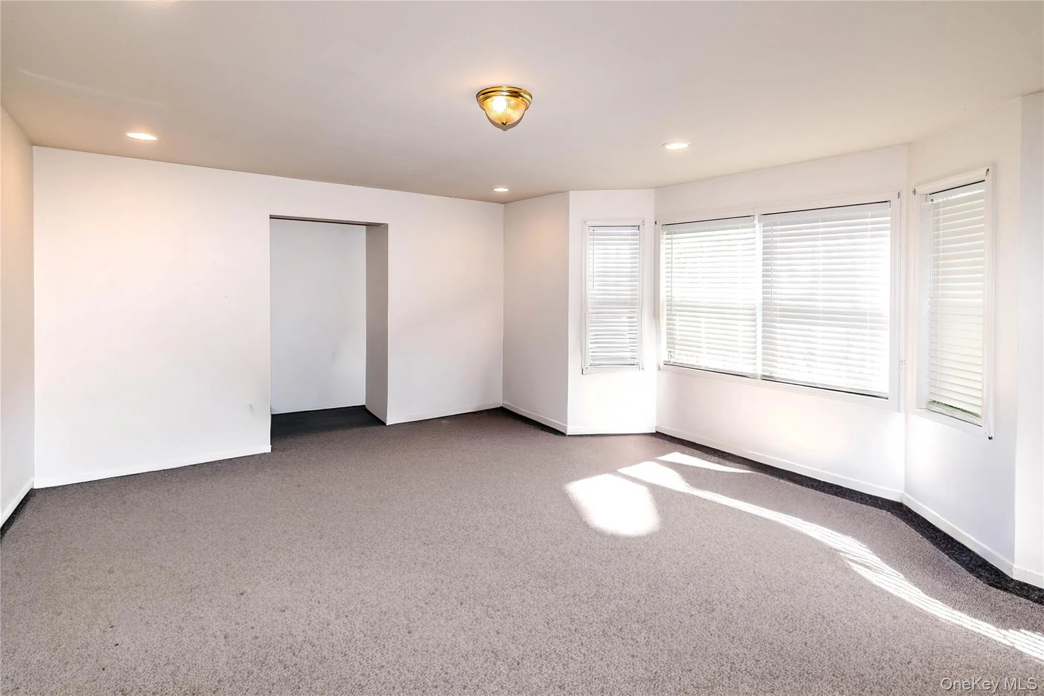 28 3rd Street, Middletown, NY, 4 Bedrooms Bedrooms, 10 Rooms Rooms,3 BathroomsBathrooms,Residential,For Rent,3rd,0,1052558 28 3rd Street, Middletown, NY, 4 Bedrooms Bedrooms, 10 Rooms Rooms,3 BathroomsBathrooms,Residential,For Rent,3rd,0,1052558