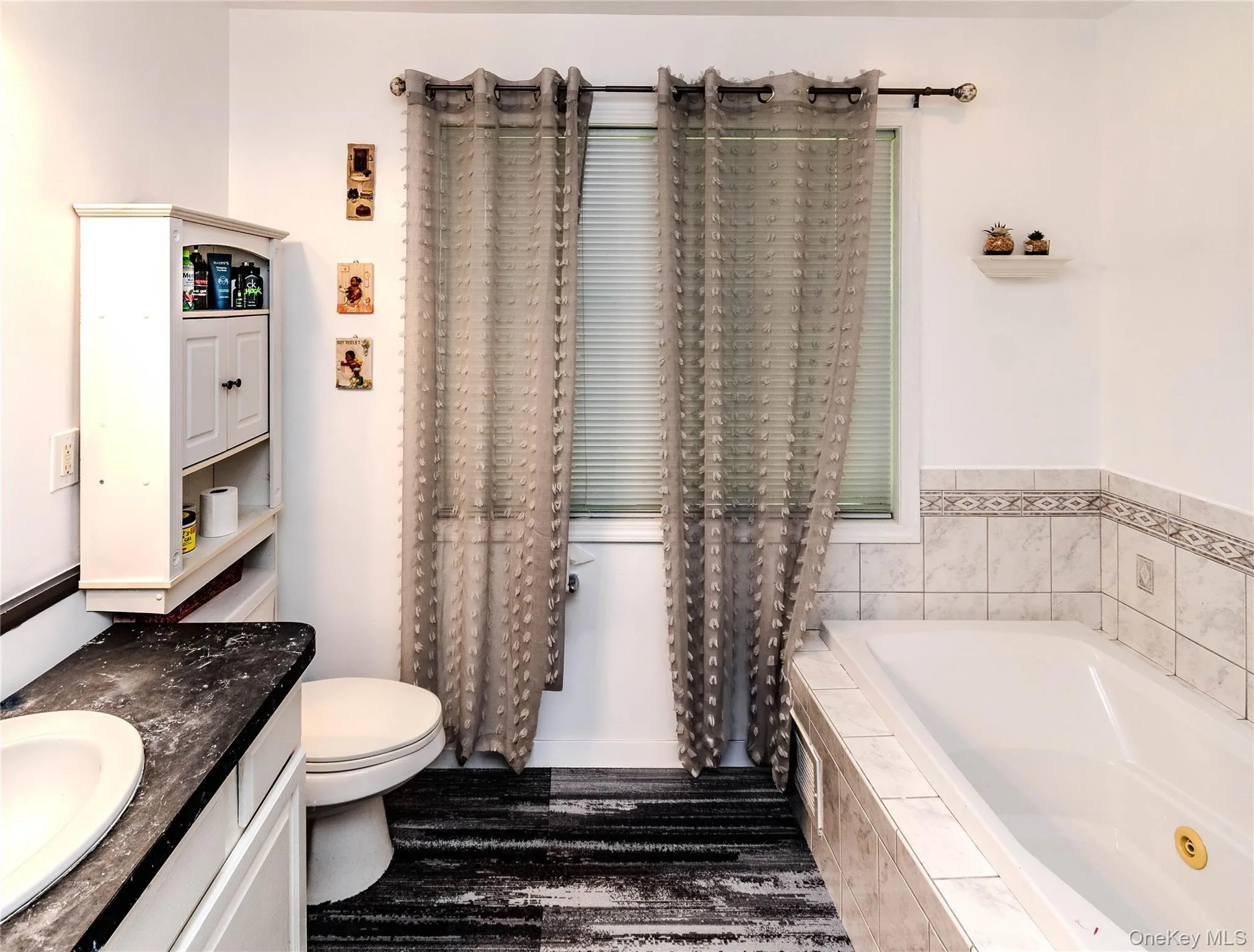 28 3rd Street, Middletown, NY, 4 Bedrooms Bedrooms, 10 Rooms Rooms,3 BathroomsBathrooms,Residential,For Rent,3rd,0,1052558 28 3rd Street, Middletown, NY, 4 Bedrooms Bedrooms, 10 Rooms Rooms,3 BathroomsBathrooms,Residential,For Rent,3rd,0,1052558