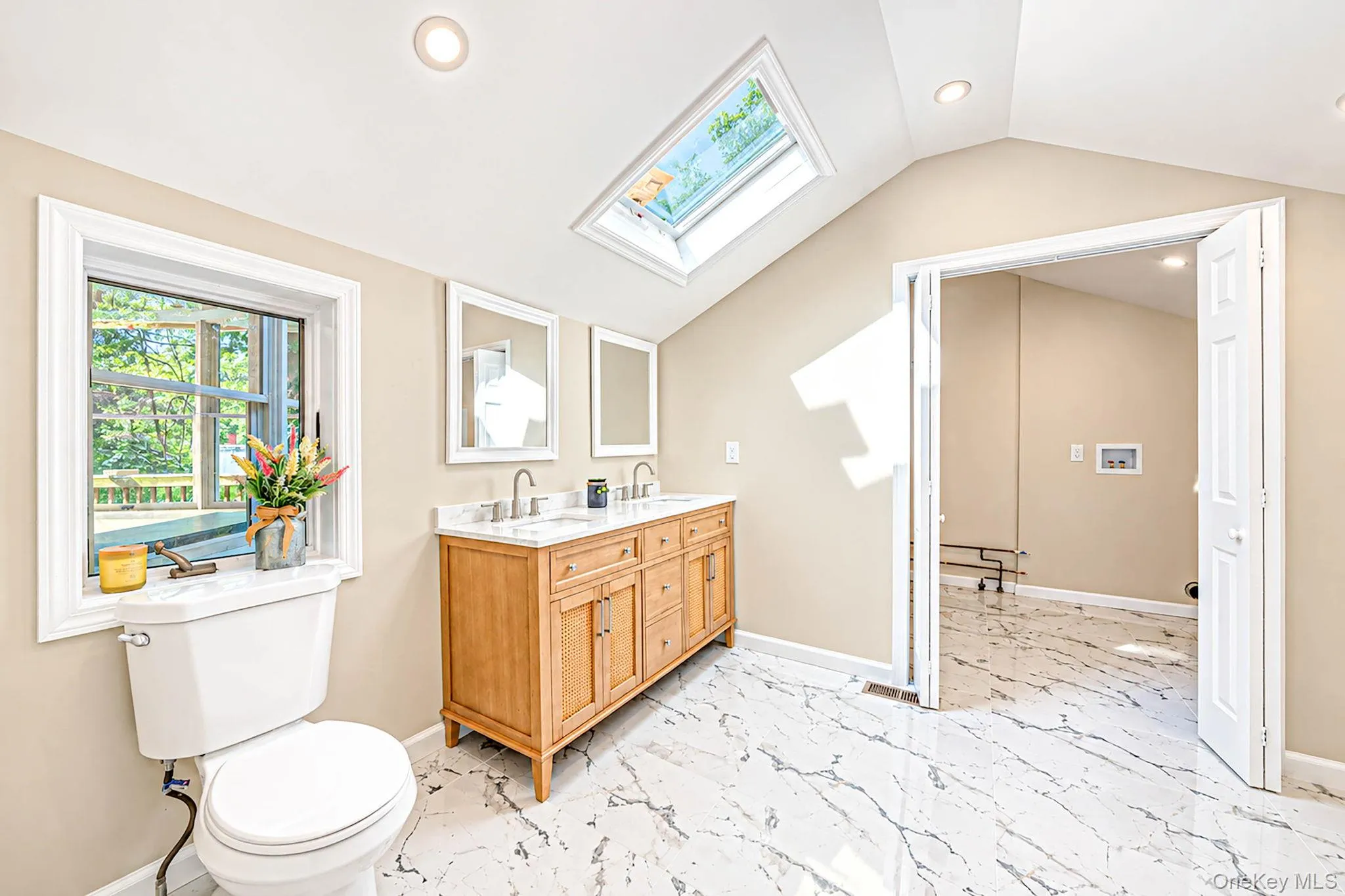 5 Jacobs Lane, Brookhaven, NY, 3 Bedrooms Bedrooms, 7 Rooms Rooms,1 BathroomBathrooms,Residential,For Rent,Jacobs,0,1052565 5 Jacobs Lane, Brookhaven, NY, 3 Bedrooms Bedrooms, 7 Rooms Rooms,1 BathroomBathrooms,Residential,For Rent,Jacobs,0,1052565