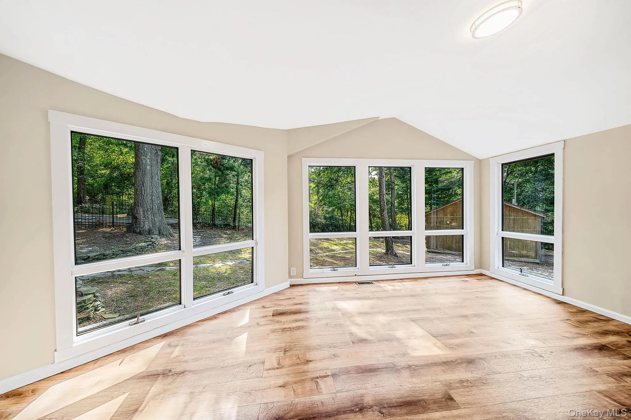 5 Jacobs Lane, Brookhaven, NY, 3 Bedrooms Bedrooms, 7 Rooms Rooms,1 BathroomBathrooms,Residential,For Rent,Jacobs,0,1052565 5 Jacobs Lane, Brookhaven, NY, 3 Bedrooms Bedrooms, 7 Rooms Rooms,1 BathroomBathrooms,Residential,For Rent,Jacobs,0,1052565