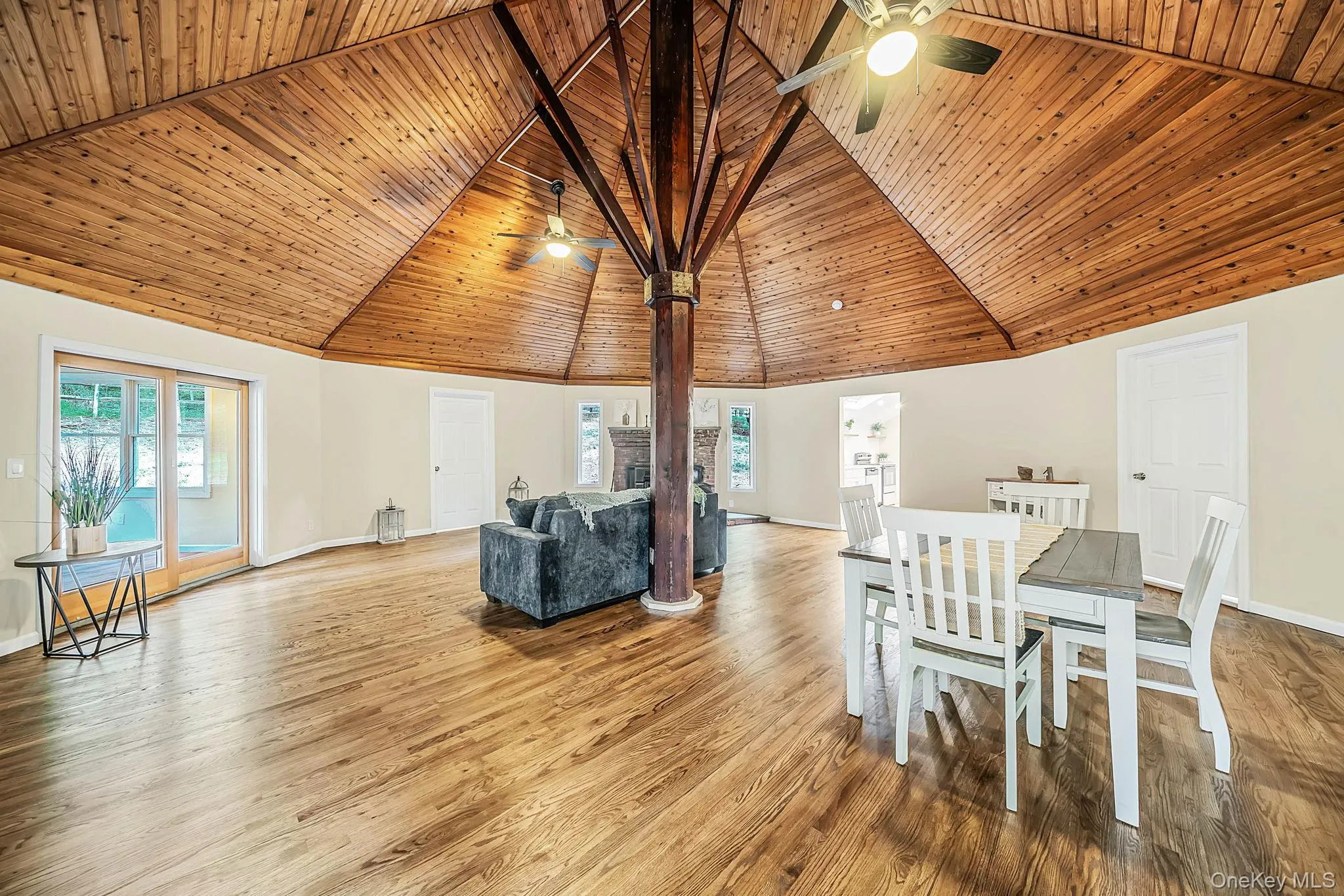 5 Jacobs Lane, Brookhaven, NY, 3 Bedrooms Bedrooms, 7 Rooms Rooms,1 BathroomBathrooms,Residential,For Rent,Jacobs,0,1052565 5 Jacobs Lane, Brookhaven, NY, 3 Bedrooms Bedrooms, 7 Rooms Rooms,1 BathroomBathrooms,Residential,For Rent,Jacobs,0,1052565