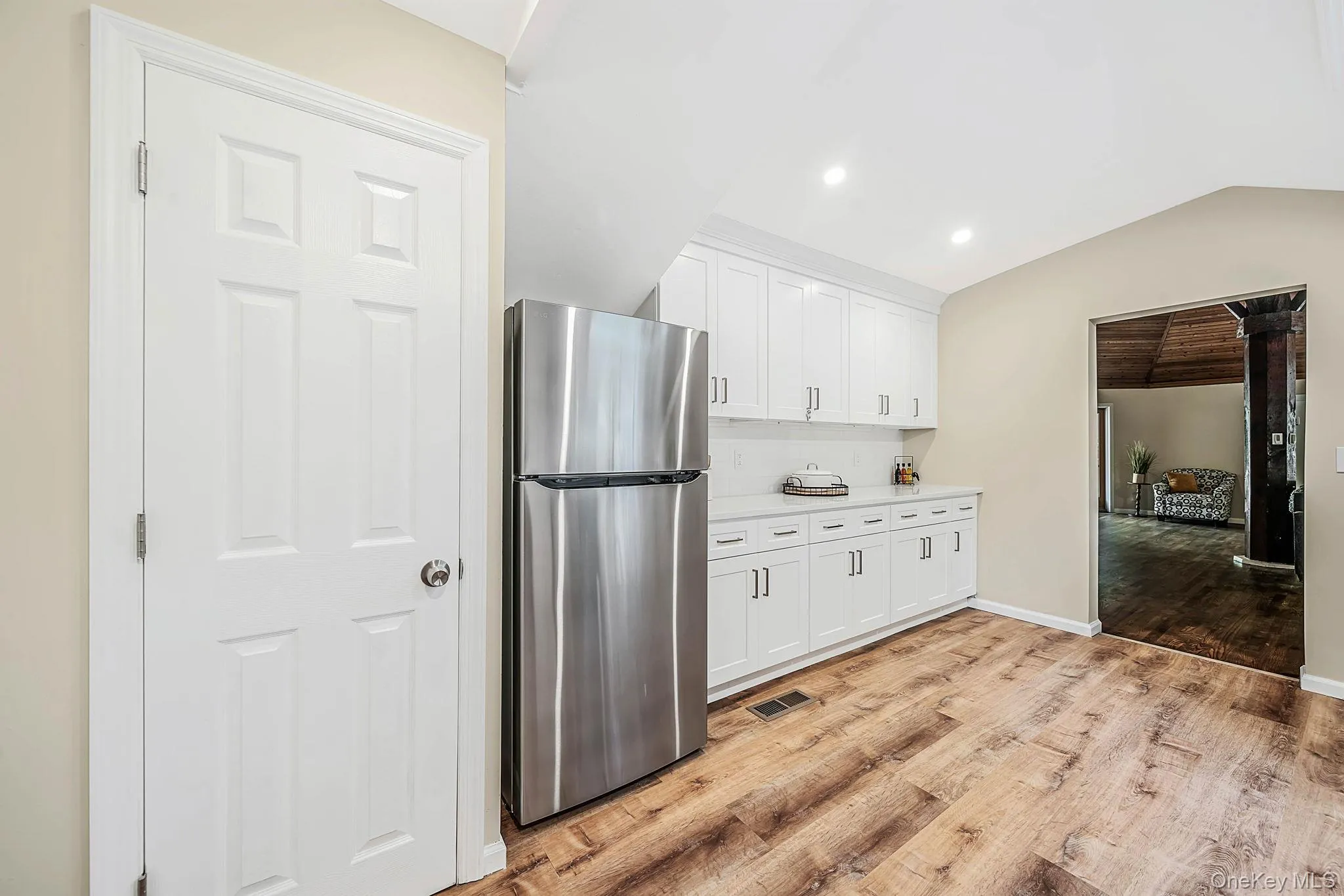 5 Jacobs Lane, Brookhaven, NY, 3 Bedrooms Bedrooms, 7 Rooms Rooms,1 BathroomBathrooms,Residential,For Rent,Jacobs,0,1052565 5 Jacobs Lane, Brookhaven, NY, 3 Bedrooms Bedrooms, 7 Rooms Rooms,1 BathroomBathrooms,Residential,For Rent,Jacobs,0,1052565