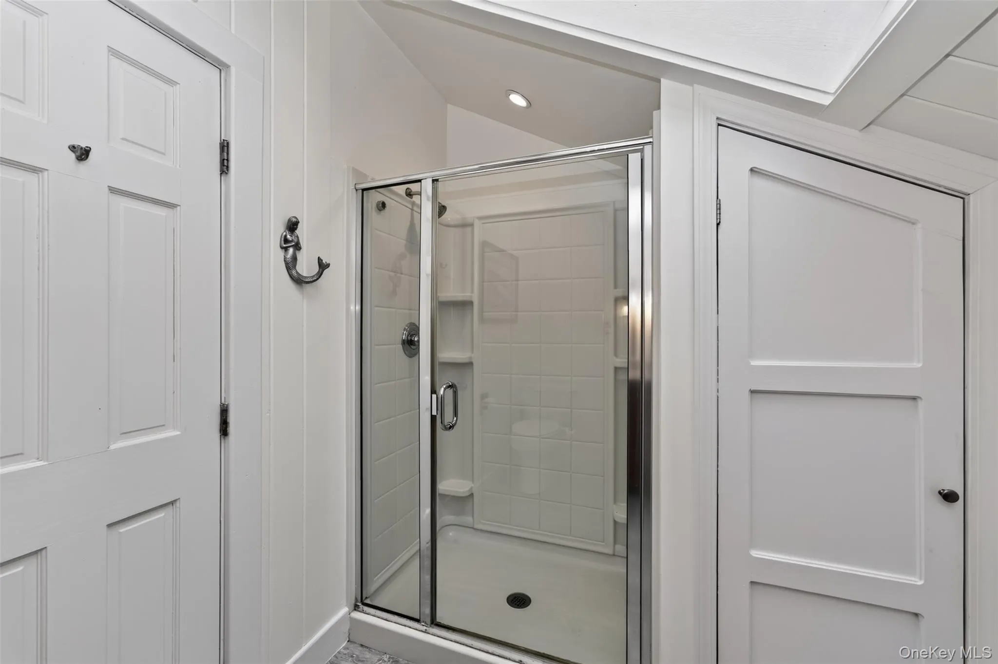 1407 Albany Avenue, Kinderhook, NY, 3 Bedrooms Bedrooms, 11 Rooms Rooms,1 BathroomBathrooms,Residential,For Rent,Albany,0,1052569 1407 Albany Avenue, Kinderhook, NY, 3 Bedrooms Bedrooms, 11 Rooms Rooms,1 BathroomBathrooms,Residential,For Rent,Albany,0,1052569