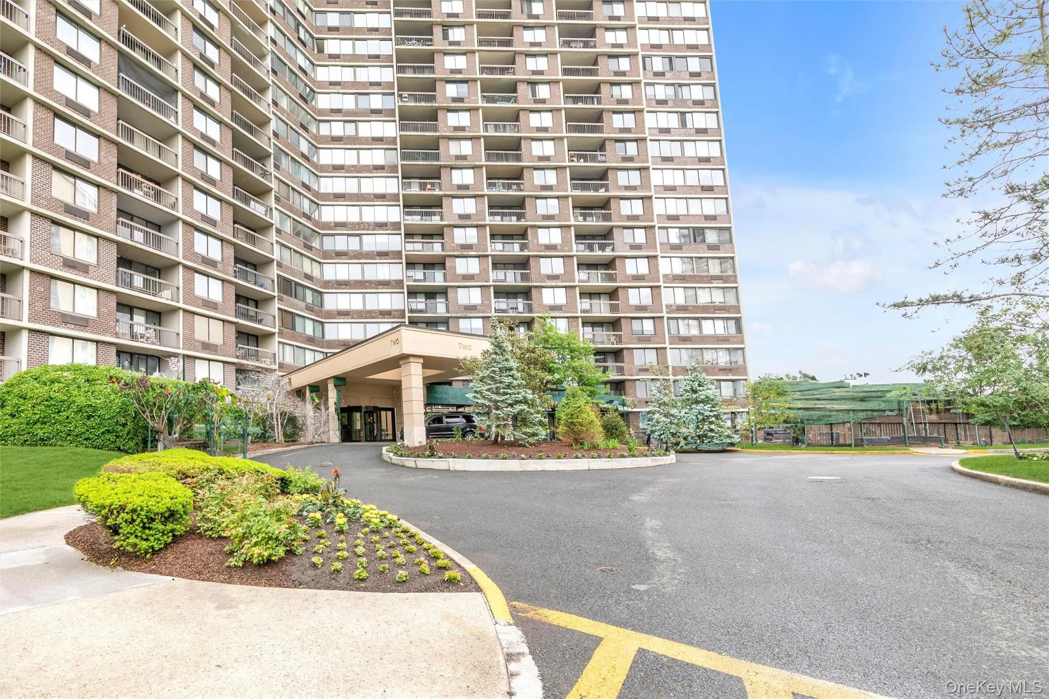 2 Bay Club Drive, New York, NY, 1 Bedroom Bedrooms, 4 Rooms Rooms,1 BathroomBathrooms,Residential,For Rent,Bay Club,0,1052571 2 Bay Club Drive, New York, NY, 1 Bedroom Bedrooms, 4 Rooms Rooms,1 BathroomBathrooms,Residential,For Rent,Bay Club,0,1052571