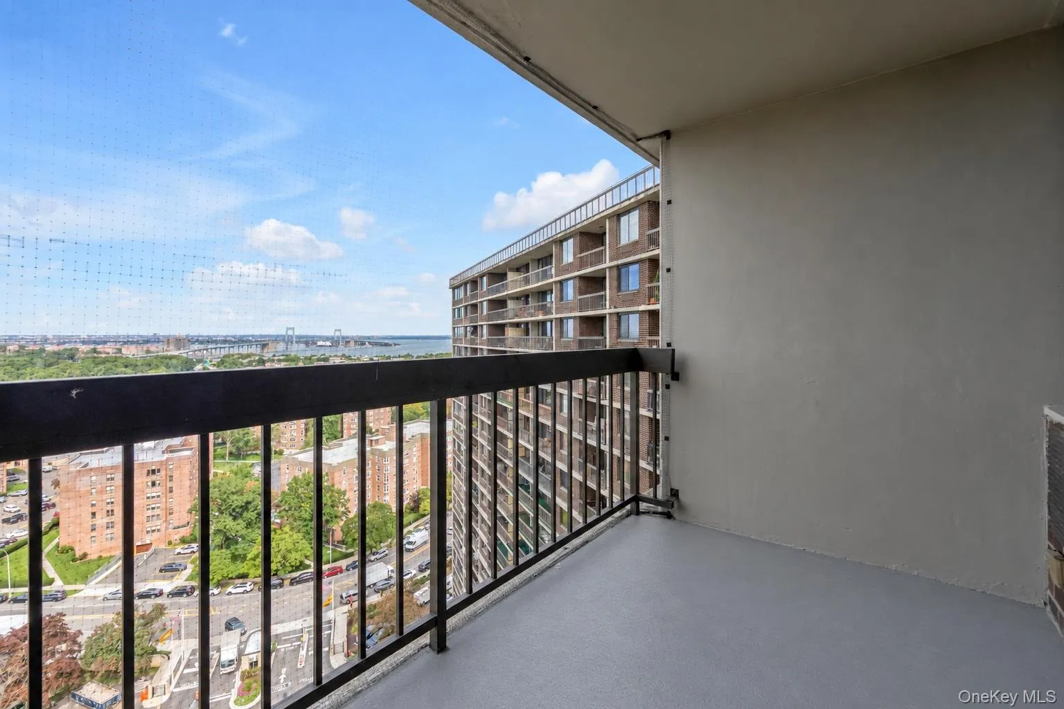2 Bay Club Drive, New York, NY, 1 Bedroom Bedrooms, 4 Rooms Rooms,1 BathroomBathrooms,Residential,For Rent,Bay Club,0,1052571 2 Bay Club Drive, New York, NY, 1 Bedroom Bedrooms, 4 Rooms Rooms,1 BathroomBathrooms,Residential,For Rent,Bay Club,0,1052571