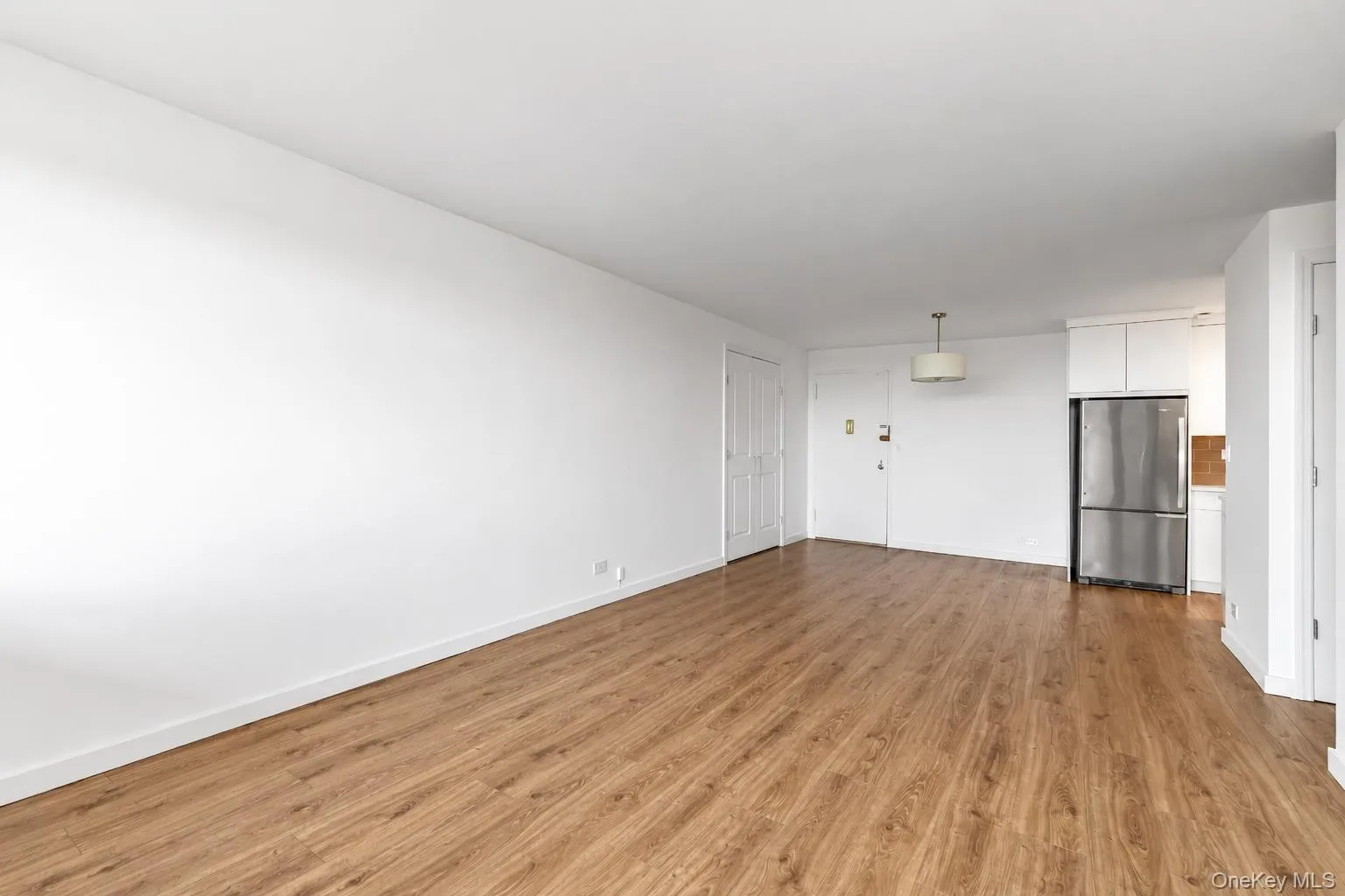 2 Bay Club Drive, New York, NY, 1 Bedroom Bedrooms, 4 Rooms Rooms,1 BathroomBathrooms,Residential,For Rent,Bay Club,0,1052571 2 Bay Club Drive, New York, NY, 1 Bedroom Bedrooms, 4 Rooms Rooms,1 BathroomBathrooms,Residential,For Rent,Bay Club,0,1052571