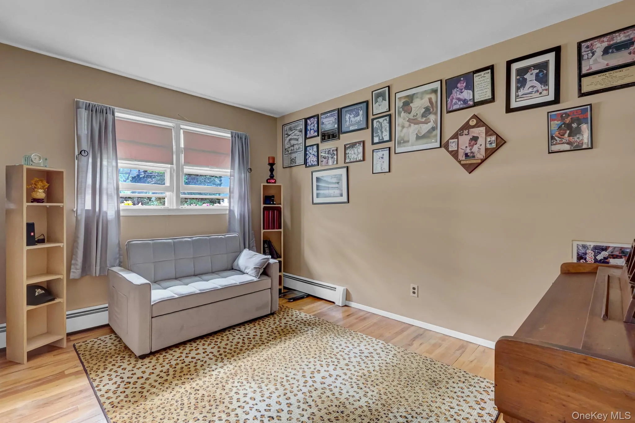 13 Haight Street, Babylon, NY, 3 Bedrooms Bedrooms, 6 Rooms Rooms,1 BathroomBathrooms,Residential,For Rent,Haight,0,1052585 13 Haight Street, Babylon, NY, 3 Bedrooms Bedrooms, 6 Rooms Rooms,1 BathroomBathrooms,Residential,For Rent,Haight,0,1052585