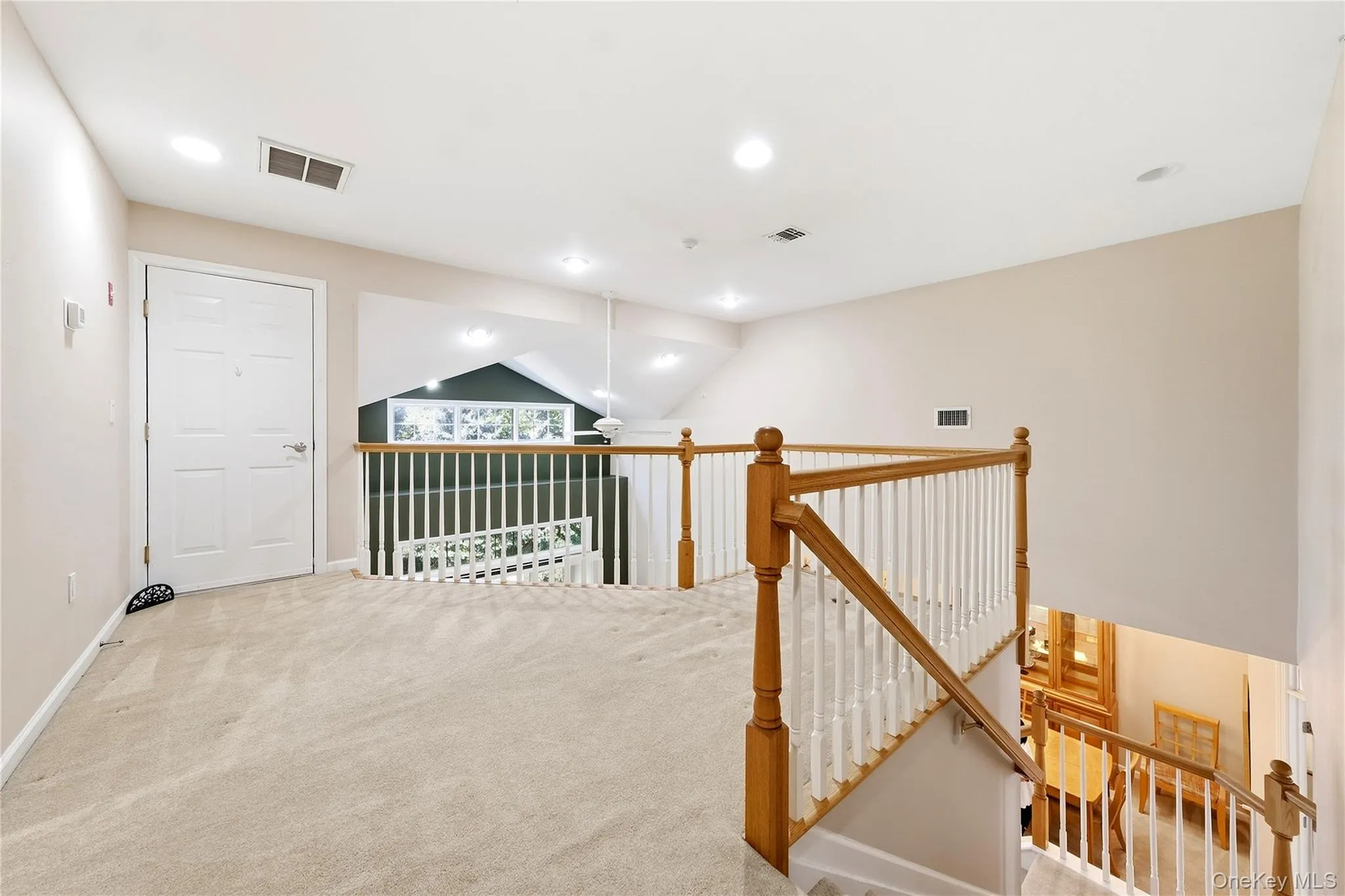 39 Symphony Drive, Brookhaven, NY, 2 Bedrooms Bedrooms, 10 Rooms Rooms,3 BathroomsBathrooms,Residential,For Rent,Symphony,0,1052587 39 Symphony Drive, Brookhaven, NY, 2 Bedrooms Bedrooms, 10 Rooms Rooms,3 BathroomsBathrooms,Residential,For Rent,Symphony,0,1052587