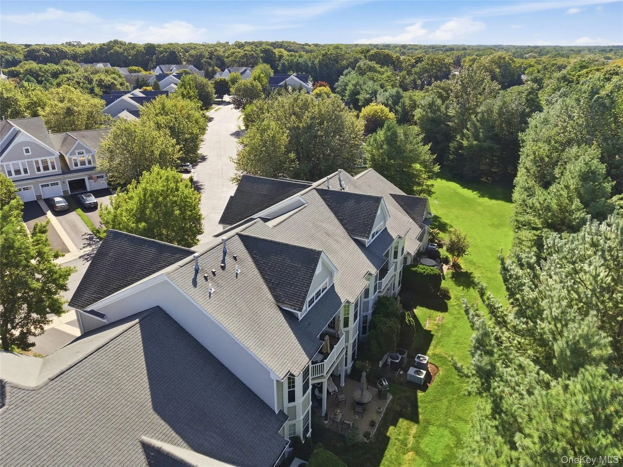 39 Symphony Drive, Brookhaven, NY, 2 Bedrooms Bedrooms, 10 Rooms Rooms,3 BathroomsBathrooms,Residential,For Rent,Symphony,0,1052587 39 Symphony Drive, Brookhaven, NY, 2 Bedrooms Bedrooms, 10 Rooms Rooms,3 BathroomsBathrooms,Residential,For Rent,Symphony,0,1052587