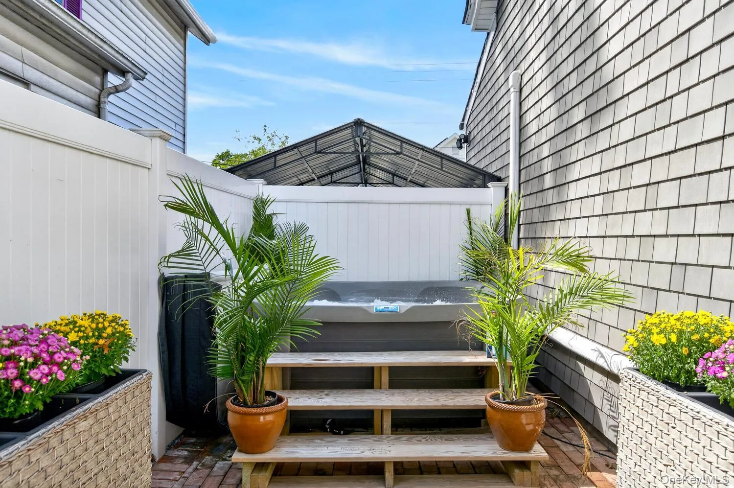 236 Lewis Avenue, North Hempstead, NY, 3 Bedrooms Bedrooms, 9 Rooms Rooms,1 BathroomBathrooms,Residential,For Rent,Lewis,0,1052590 236 Lewis Avenue, North Hempstead, NY, 3 Bedrooms Bedrooms, 9 Rooms Rooms,1 BathroomBathrooms,Residential,For Rent,Lewis,0,1052590