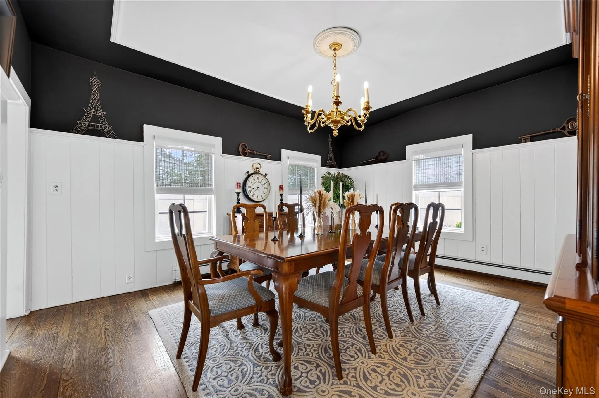 236 Lewis Avenue, North Hempstead, NY, 3 Bedrooms Bedrooms, 9 Rooms Rooms,1 BathroomBathrooms,Residential,For Rent,Lewis,0,1052590 236 Lewis Avenue, North Hempstead, NY, 3 Bedrooms Bedrooms, 9 Rooms Rooms,1 BathroomBathrooms,Residential,For Rent,Lewis,0,1052590