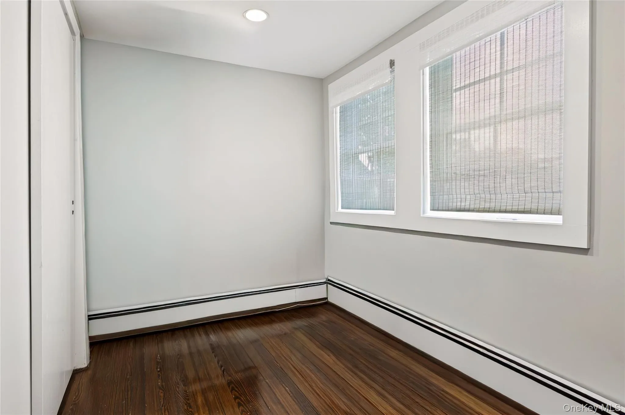 236 Lewis Avenue, North Hempstead, NY, 3 Bedrooms Bedrooms, 9 Rooms Rooms,1 BathroomBathrooms,Residential,For Rent,Lewis,0,1052590 236 Lewis Avenue, North Hempstead, NY, 3 Bedrooms Bedrooms, 9 Rooms Rooms,1 BathroomBathrooms,Residential,For Rent,Lewis,0,1052590