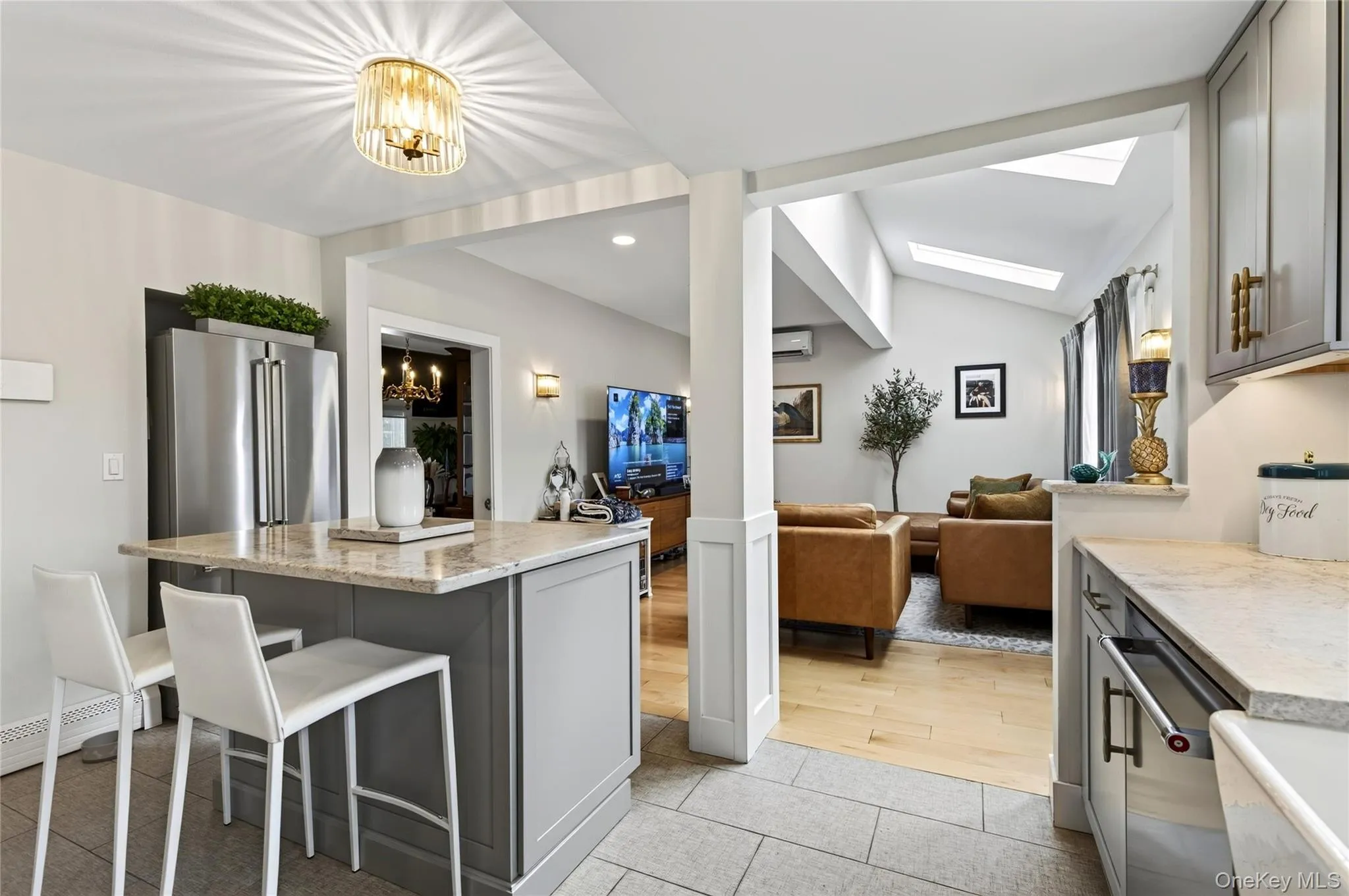 236 Lewis Avenue, North Hempstead, NY, 3 Bedrooms Bedrooms, 9 Rooms Rooms,1 BathroomBathrooms,Residential,For Rent,Lewis,0,1052590 236 Lewis Avenue, North Hempstead, NY, 3 Bedrooms Bedrooms, 9 Rooms Rooms,1 BathroomBathrooms,Residential,For Rent,Lewis,0,1052590