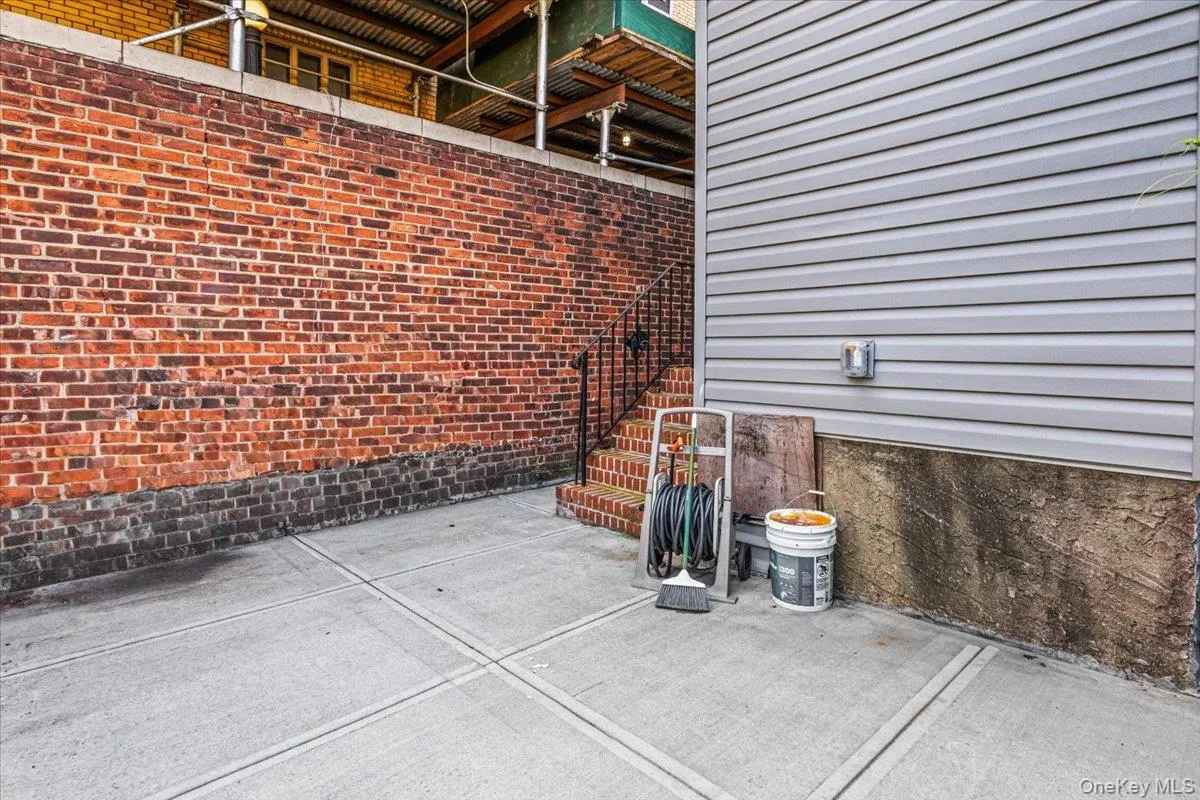 10351 101st Street, New York, NY, 3 Bedrooms Bedrooms, 7 Rooms Rooms,2 BathroomsBathrooms,Residential,For Rent,101st,0,1052592 10351 101st Street, New York, NY, 3 Bedrooms Bedrooms, 7 Rooms Rooms,2 BathroomsBathrooms,Residential,For Rent,101st,0,1052592