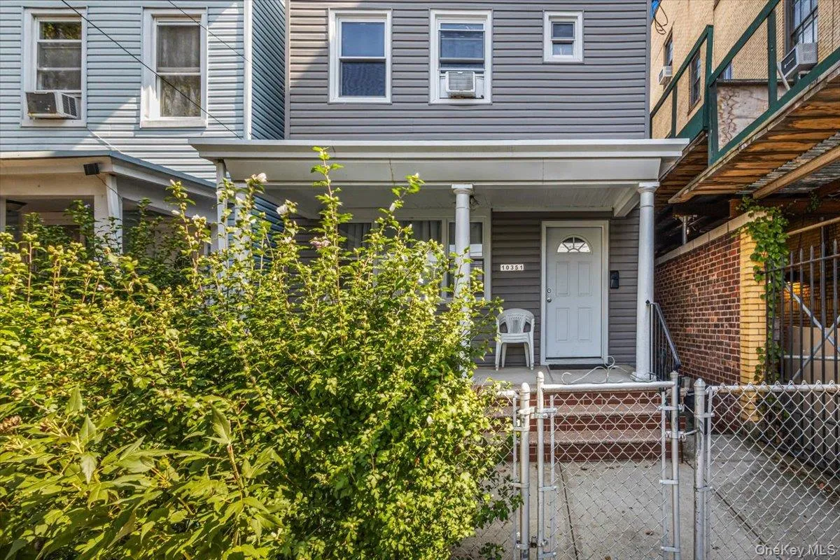 10351 101st Street, New York, NY, 3 Bedrooms Bedrooms, 7 Rooms Rooms,2 BathroomsBathrooms,Residential,For Rent,101st,0,1052592 10351 101st Street, New York, NY, 3 Bedrooms Bedrooms, 7 Rooms Rooms,2 BathroomsBathrooms,Residential,For Rent,101st,0,1052592