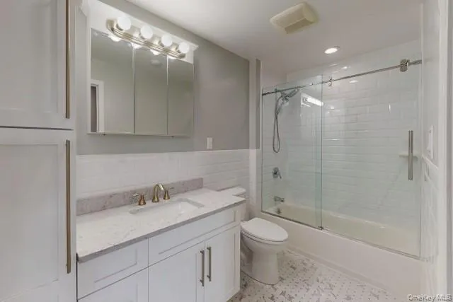 232 Charles Pond Drive, Brookhaven, NY, 1 Bedroom Bedrooms, 6 Rooms Rooms,1 BathroomBathrooms,Residential Lease,For Rent,Charles Pond,0,1052599 232 Charles Pond Drive, Brookhaven, NY, 1 Bedroom Bedrooms, 6 Rooms Rooms,1 BathroomBathrooms,Residential Lease,For Rent,Charles Pond,0,1052599